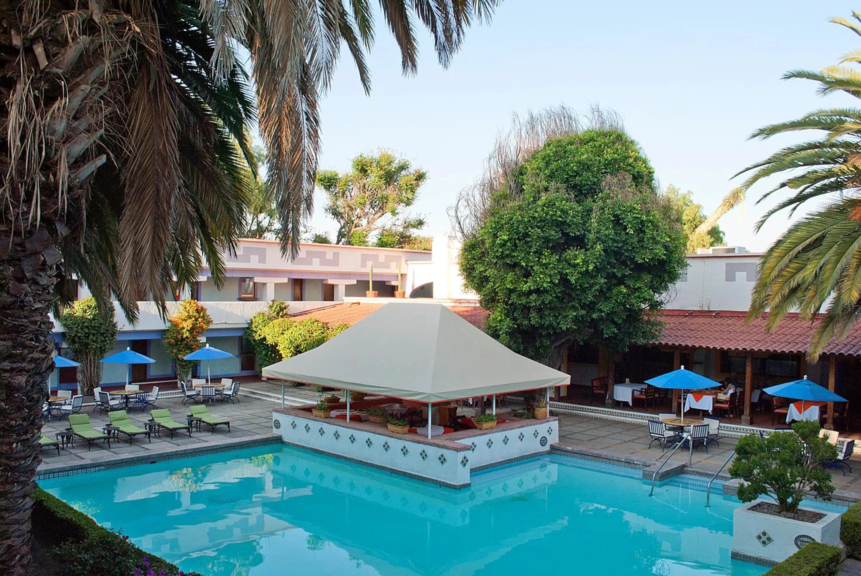 Swimming pool in Villas Arqueologicas Teotihuacan