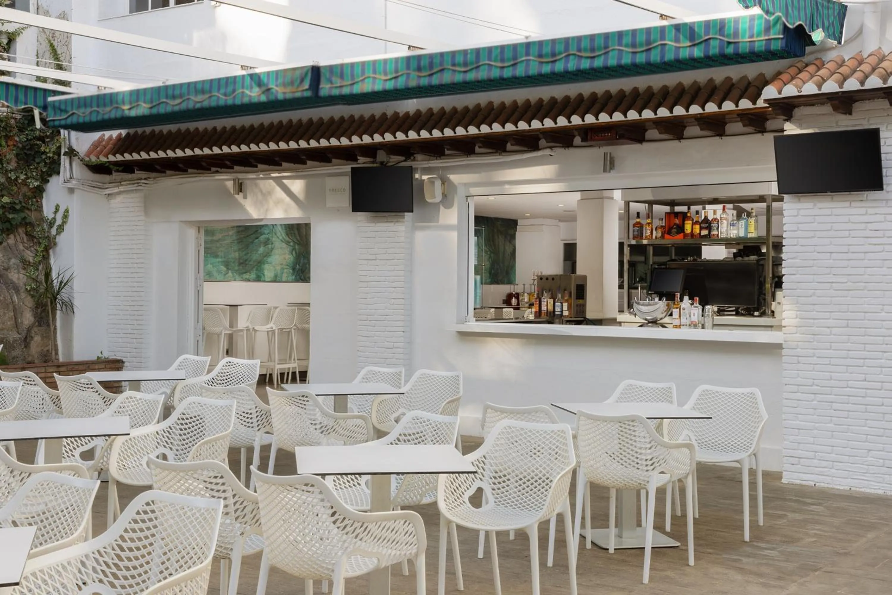 Restaurant/places to eat in AluaSun Costa Park