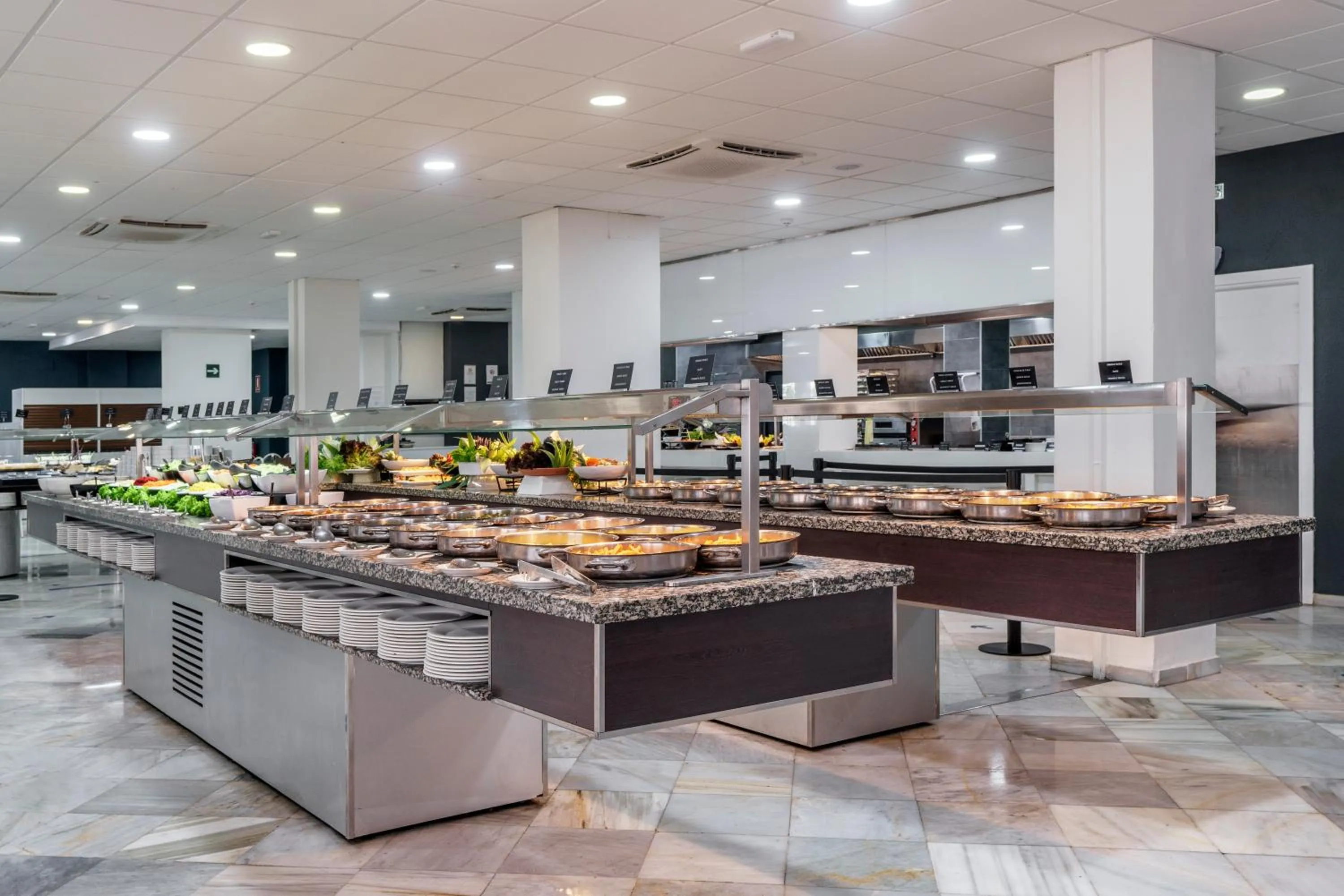 Restaurant/places to eat in AluaSun Costa Park