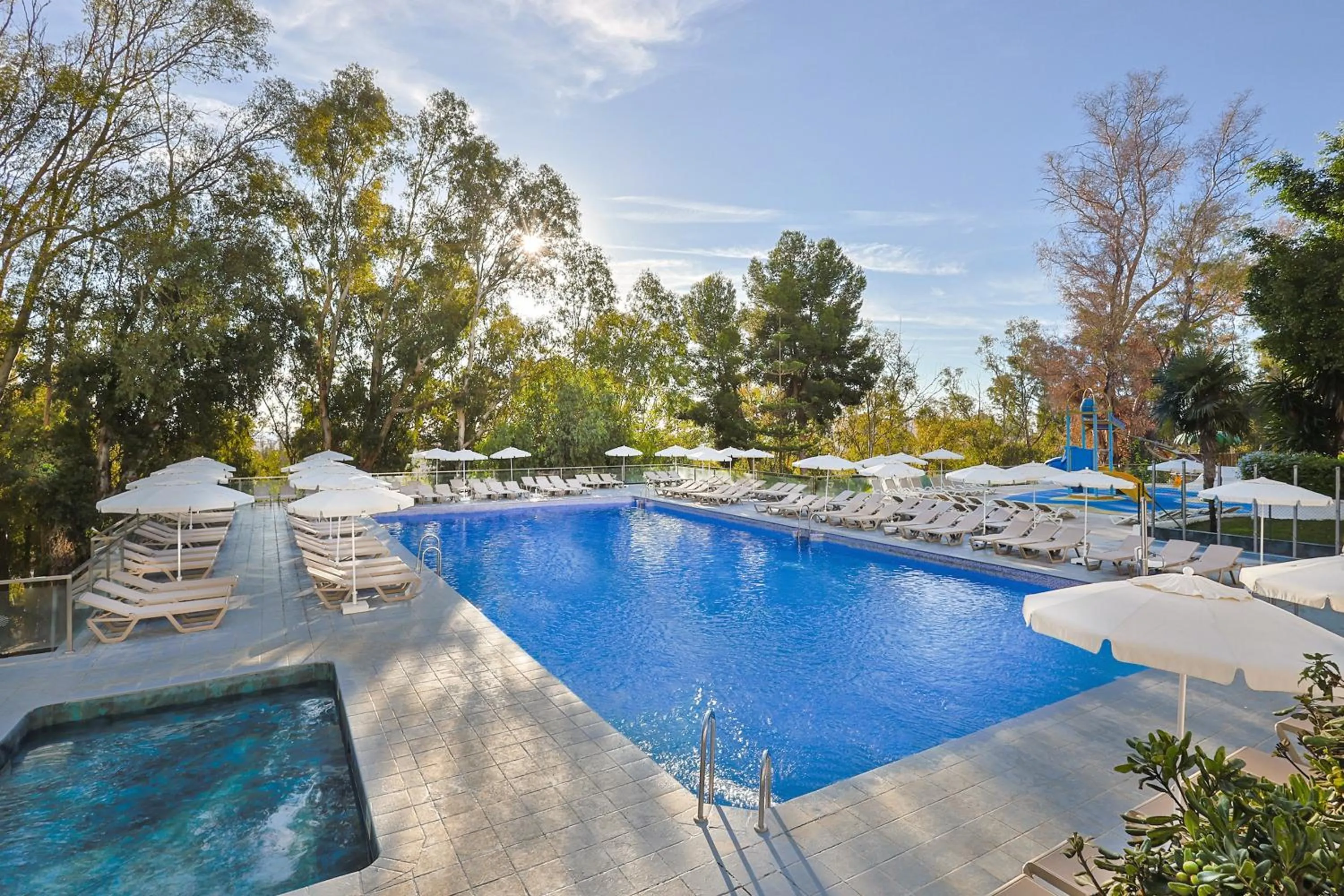 Day in AluaSun Costa Park