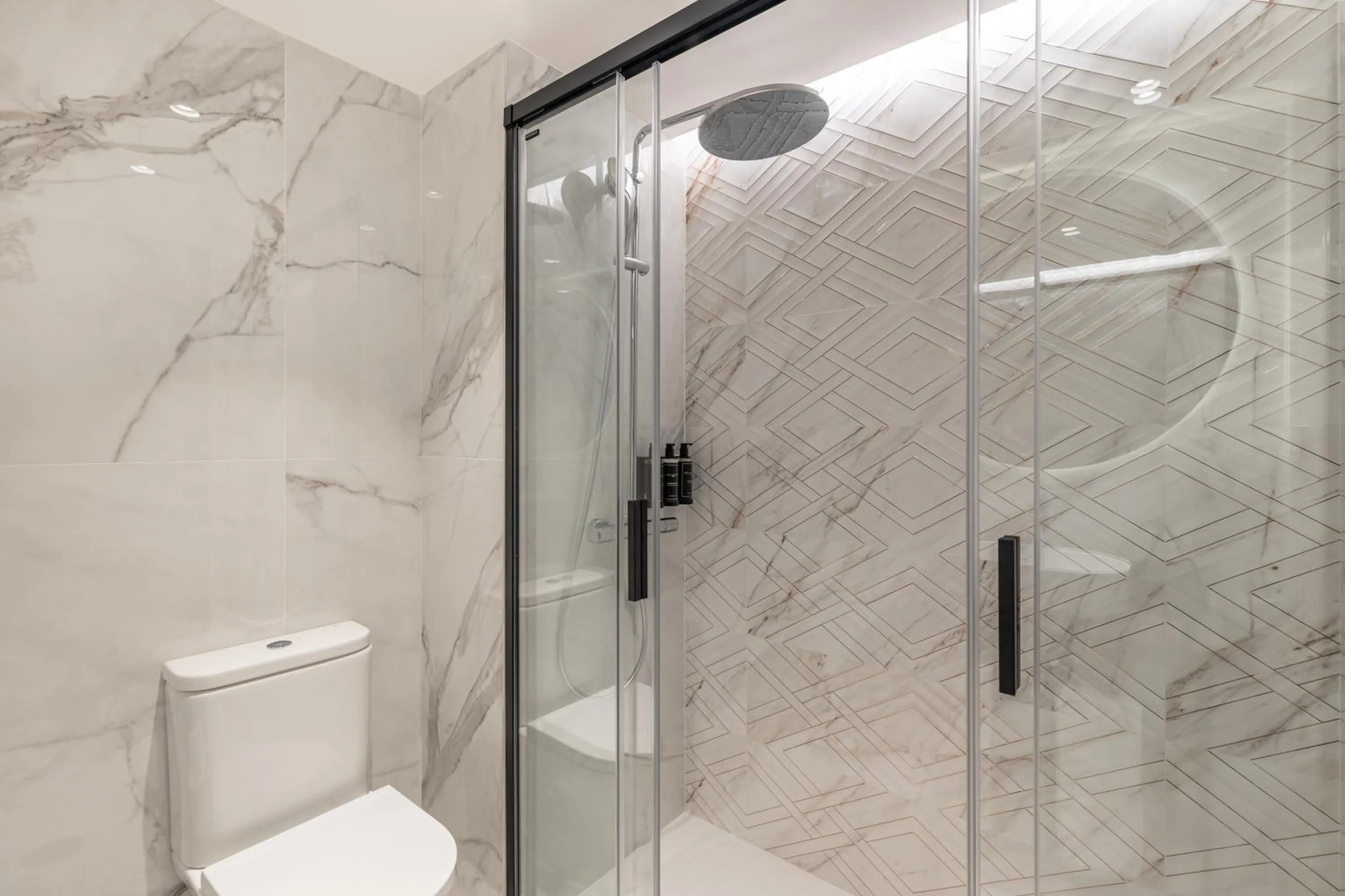 Shower in Eurostars San Antón