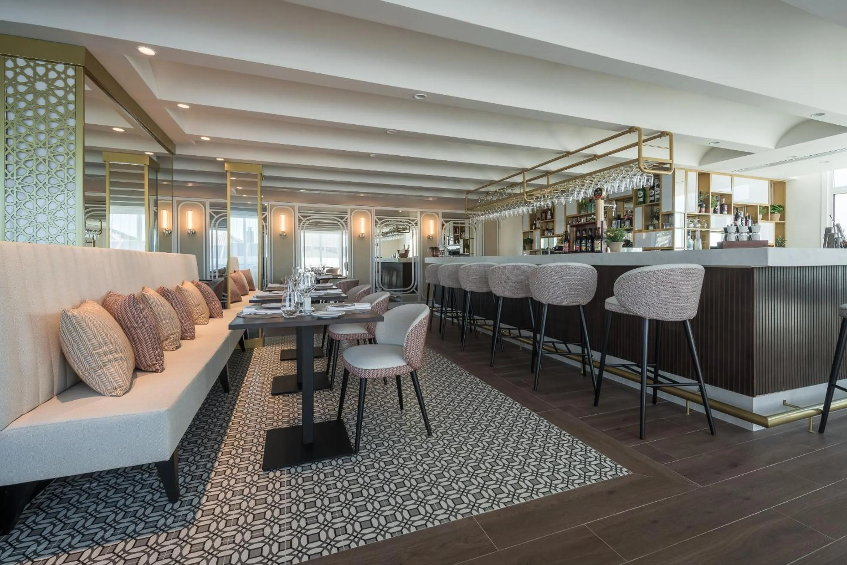 Restaurant/places to eat in Eurostars San Antón