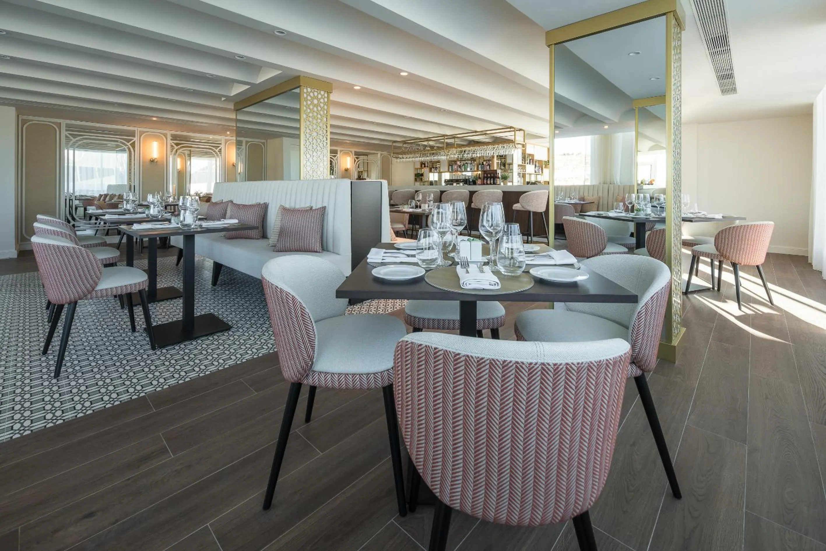 Restaurant/places to eat in Eurostars San Antón