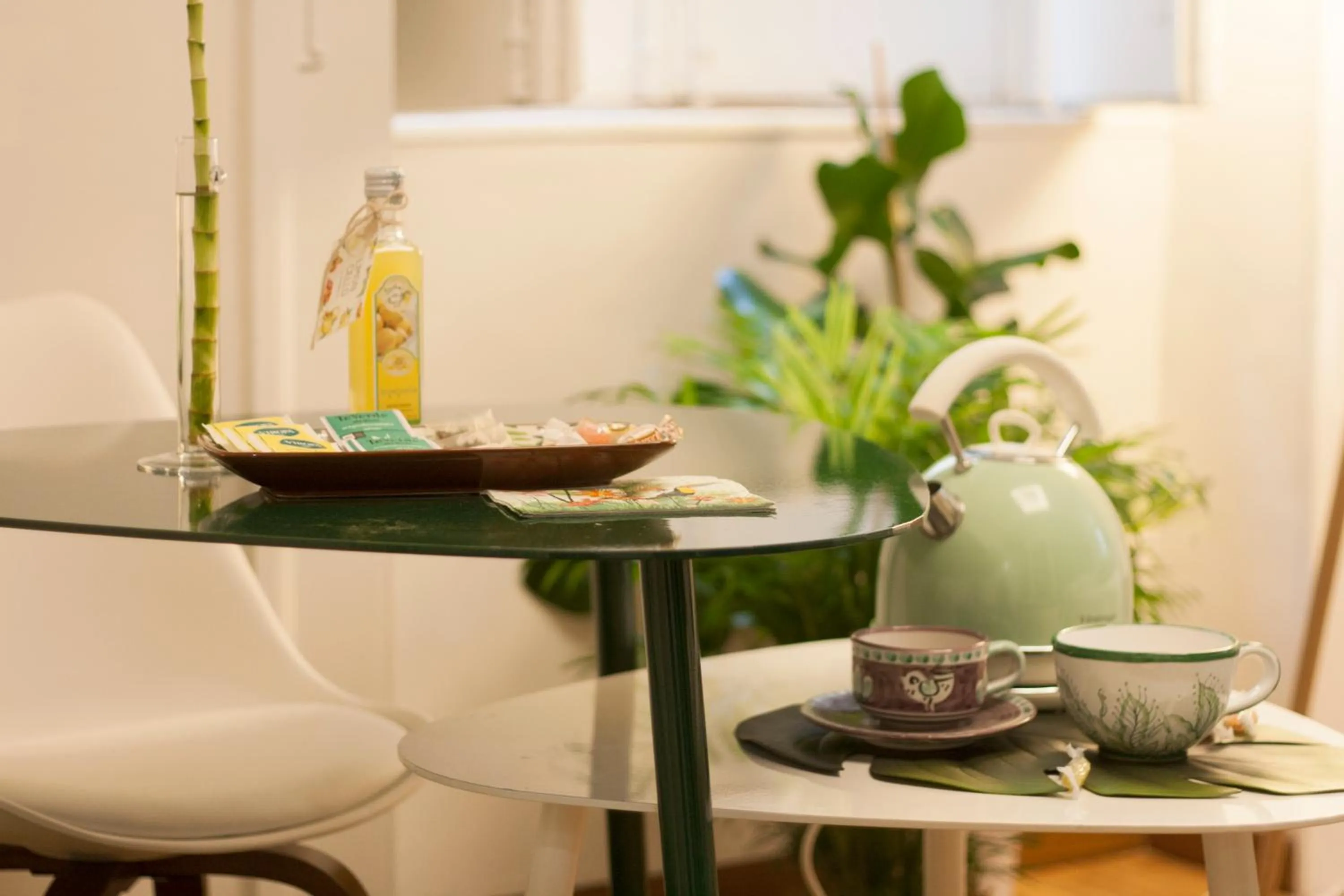 Coffee/tea facilities in Limoncello Rooms