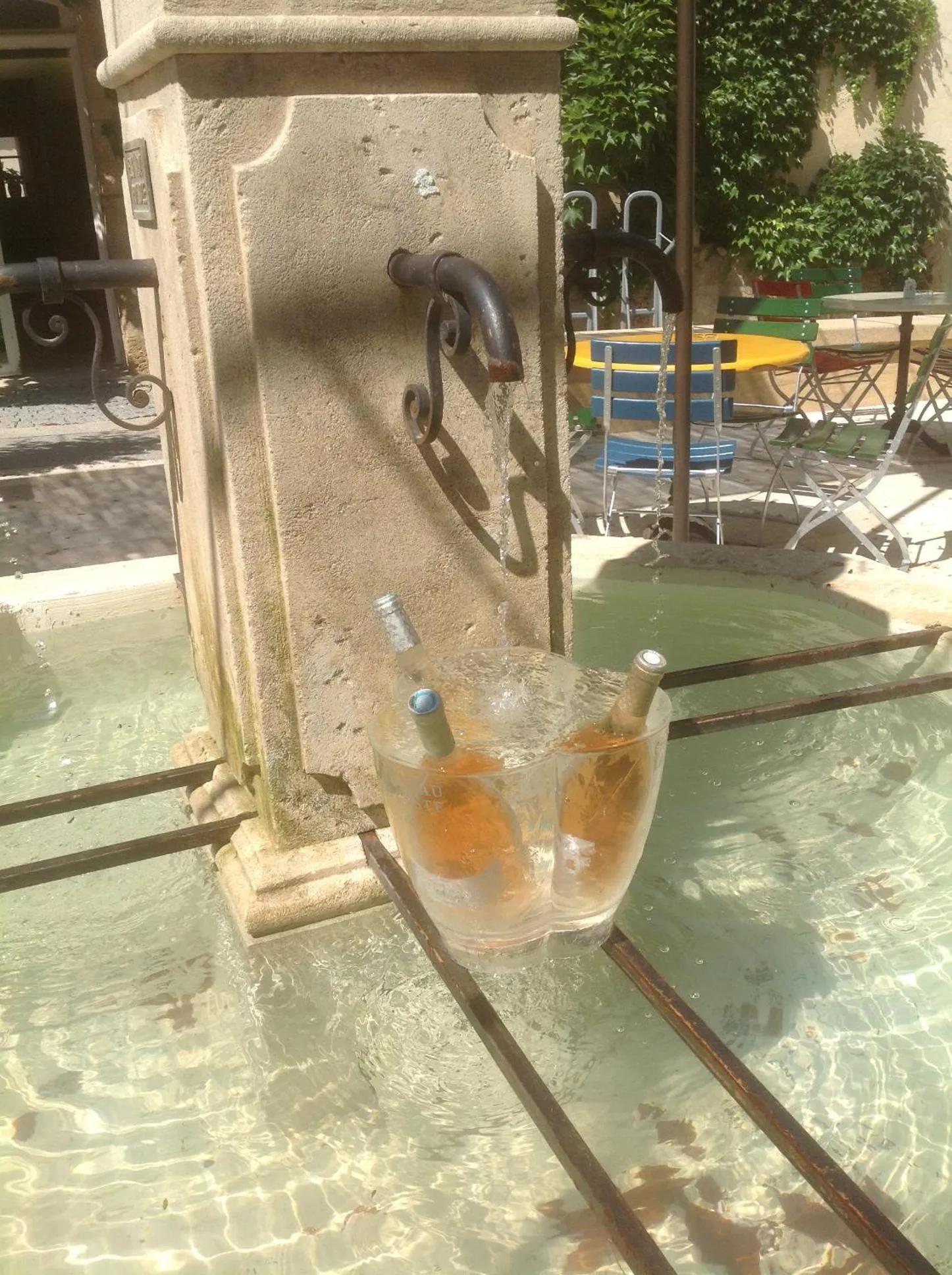 Restaurant/places to eat in Le petit Figuier