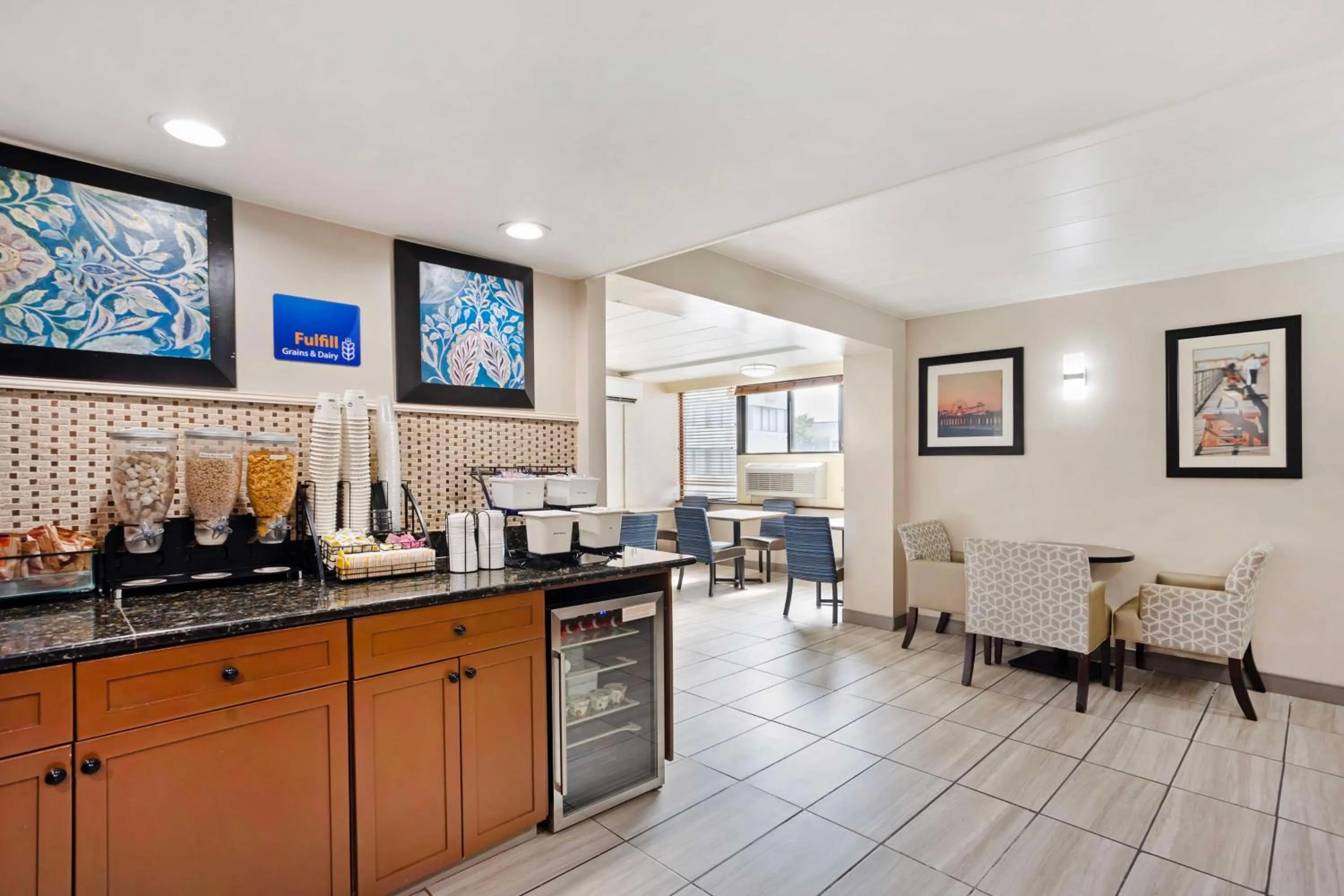 Breakfast in Best Western Atlantic City Beach Block