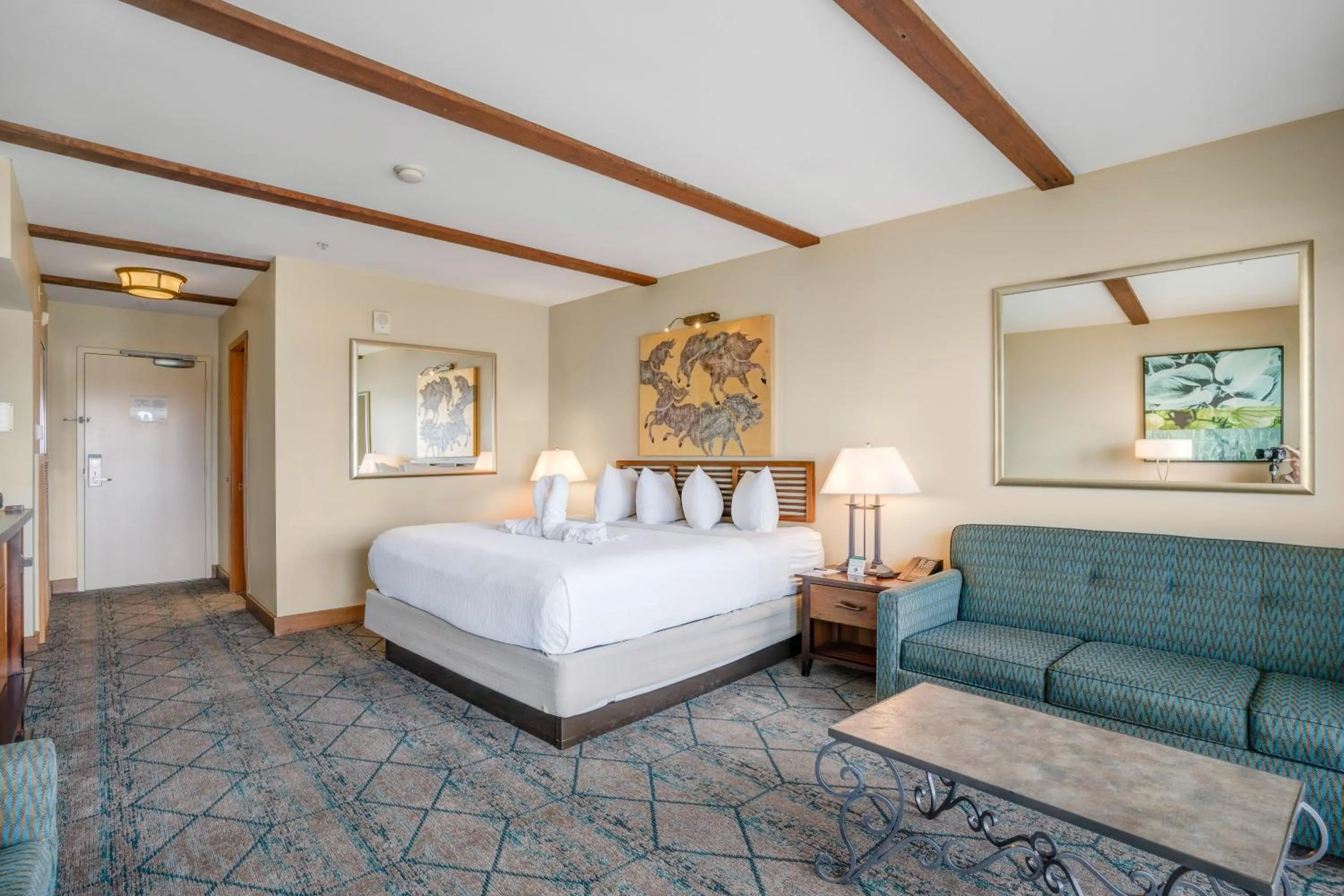 Bed in The Dana on Mission Bay