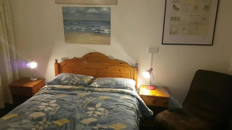 Bedroom, Bed in Chelford Guesthouse