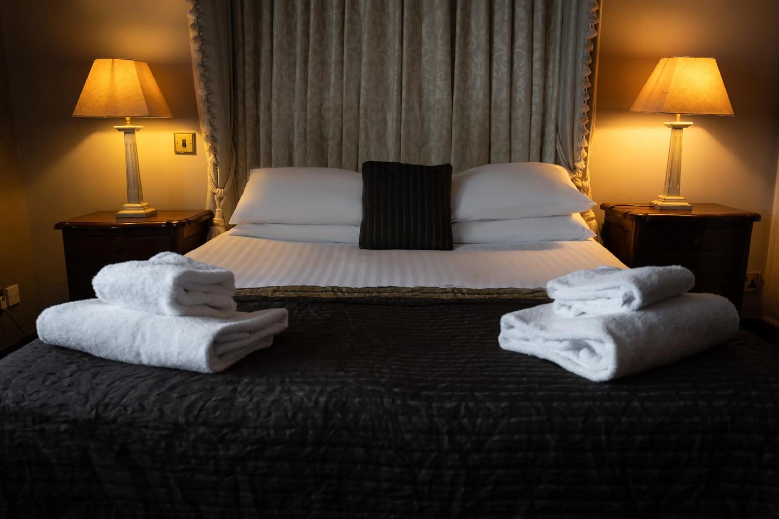 Bed in Pennine Manor Hotel