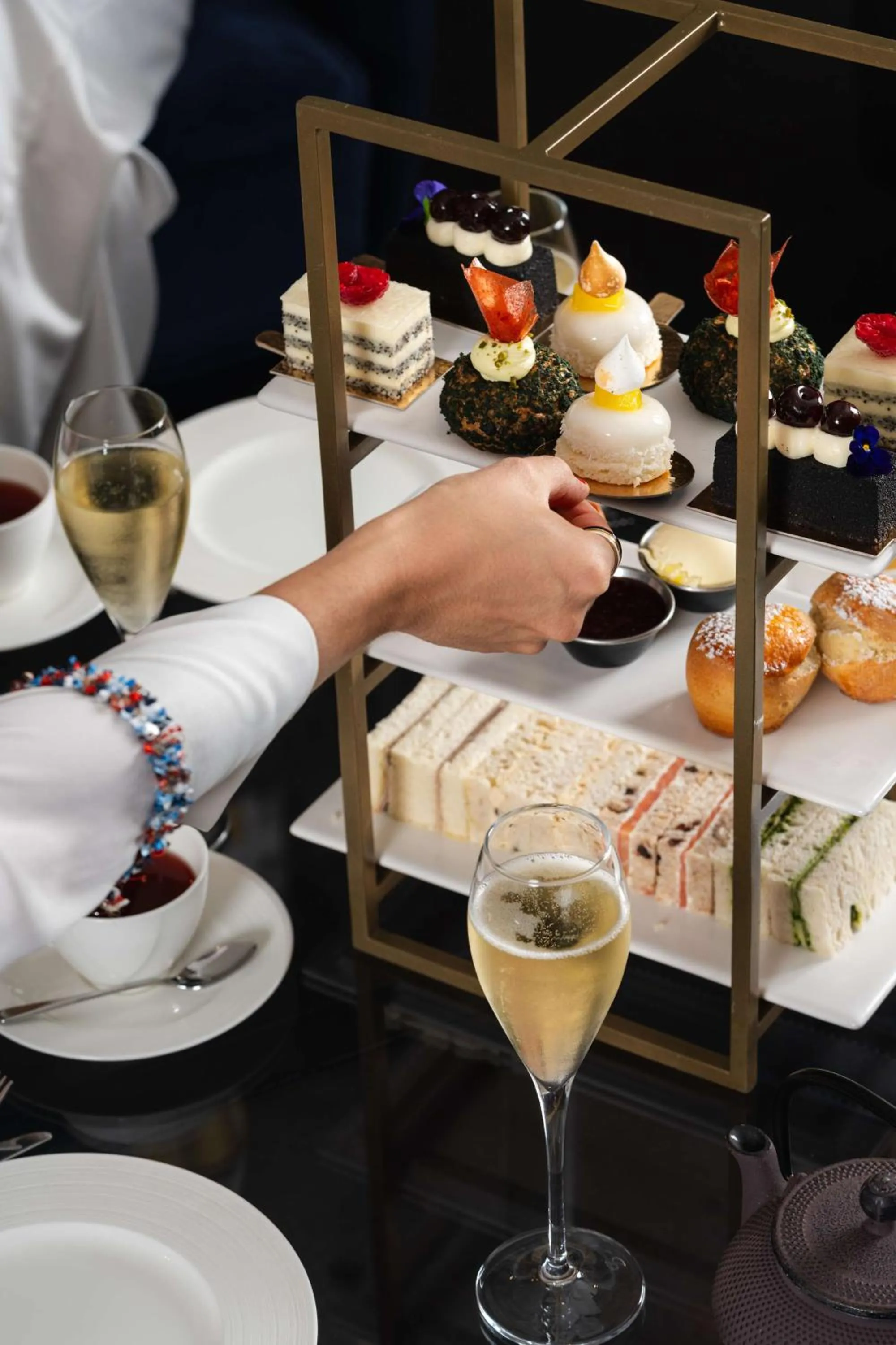 Lounge or bar in The Edwardian Manchester, A Radisson Collection Hotel