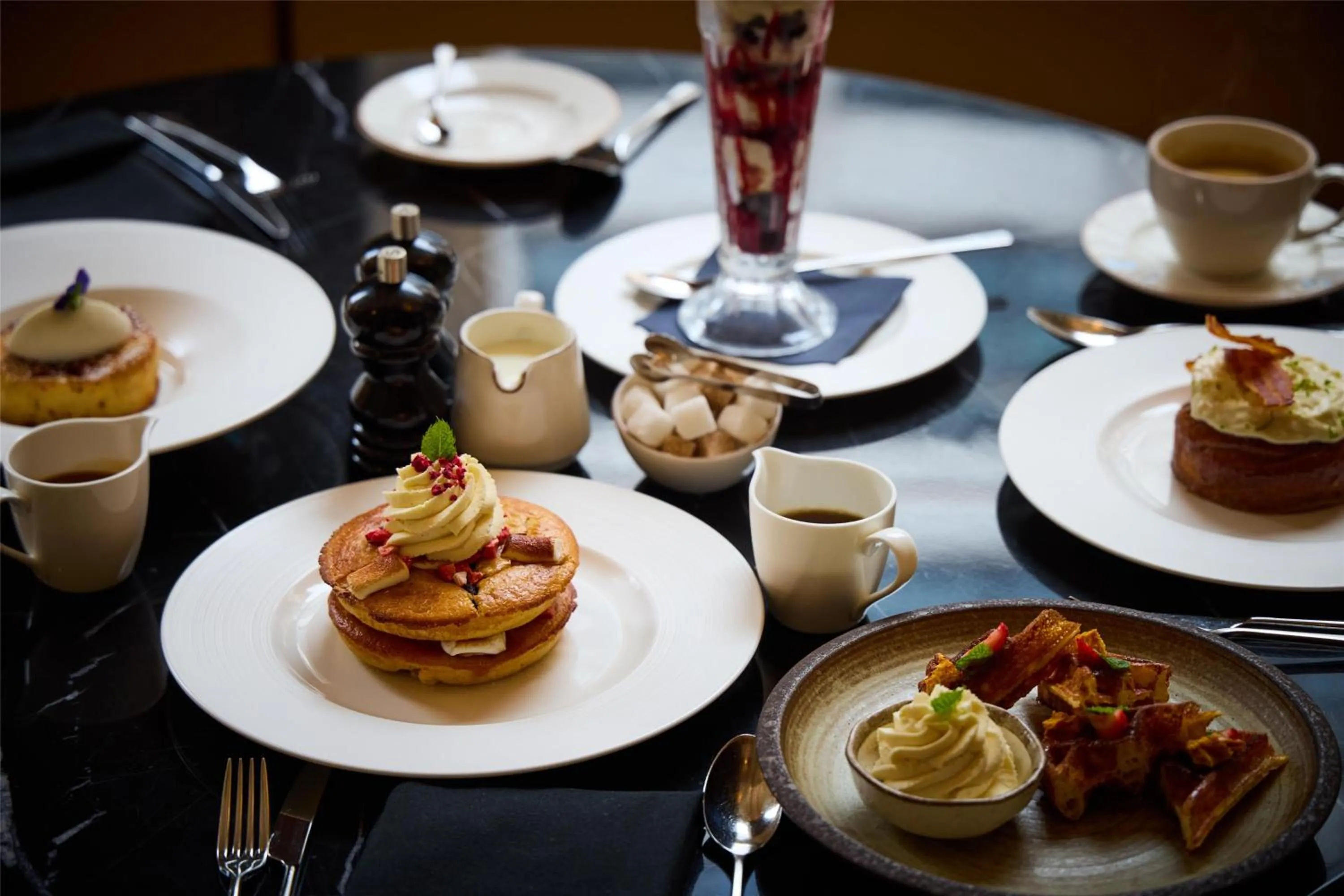 Food and drinks in The Edwardian Manchester, A Radisson Collection Hotel