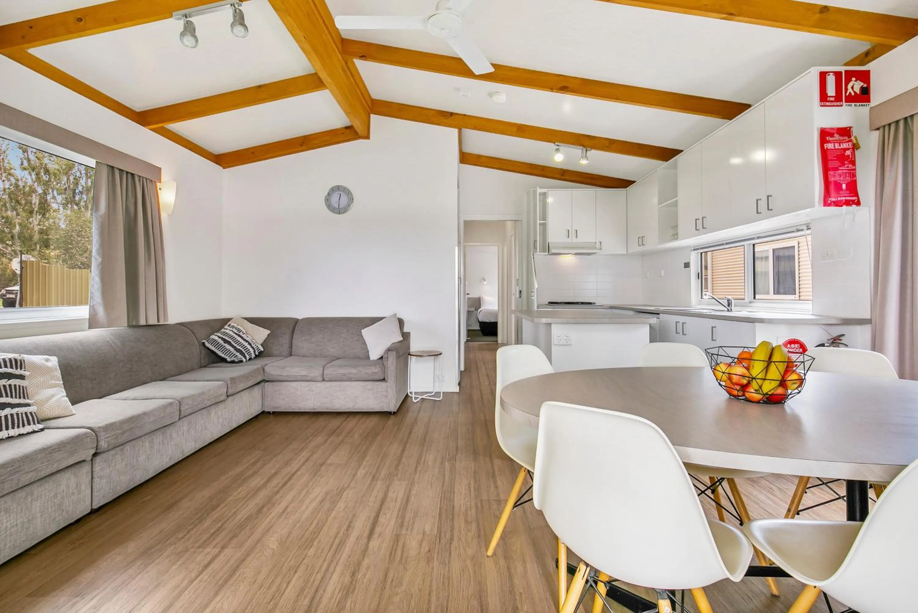 Kitchen or kitchenette in BIG4 Mannum Holiday Park