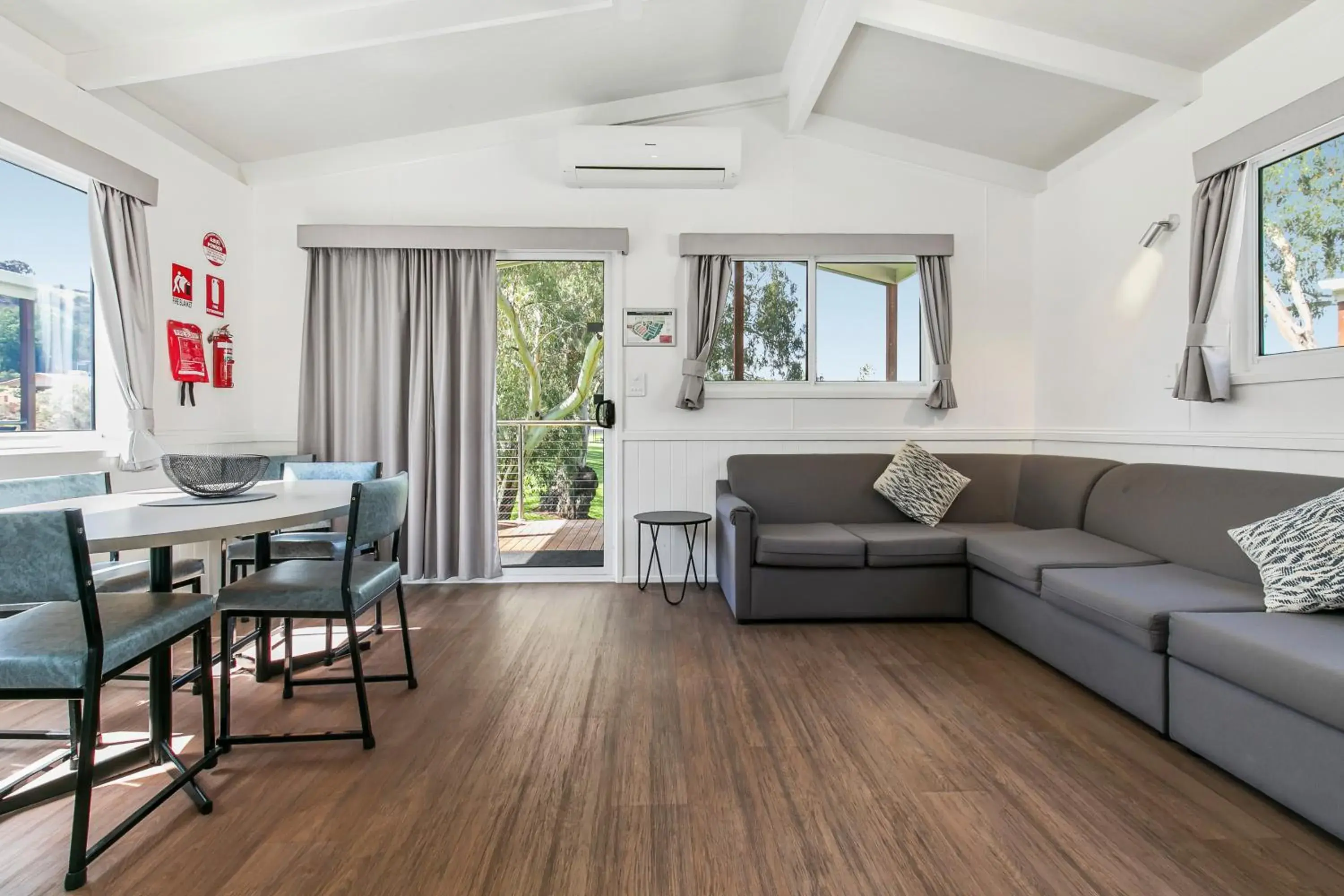 Lagoon Villa - Sleeps 5 in BIG4 Mannum Holiday Park Lagoon Villa - Sleeps 5 in BIG4 Mannum Holiday Park