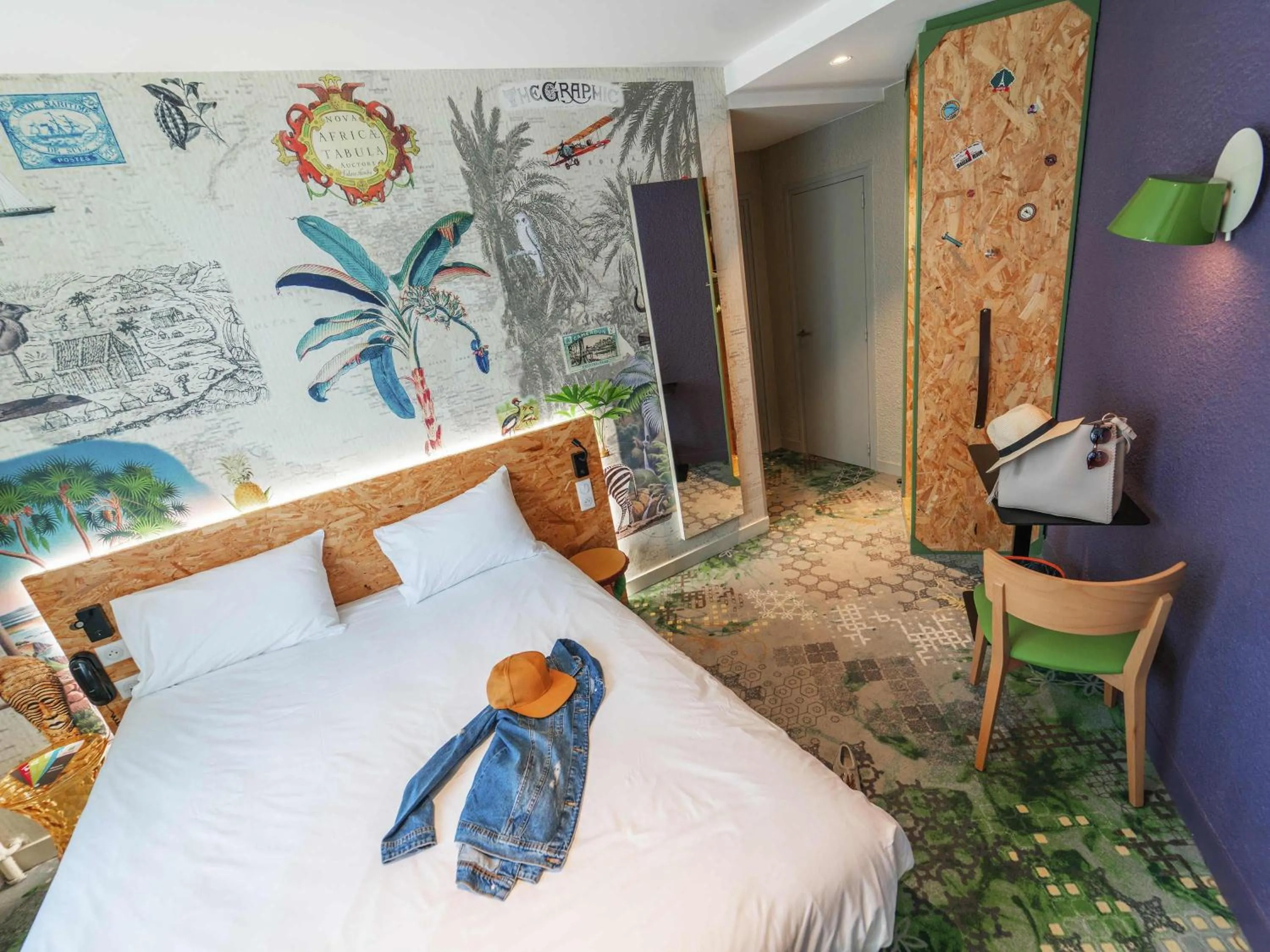 Bedroom, Bed in ibis Styles Paris Boulogne Marcel Sembat