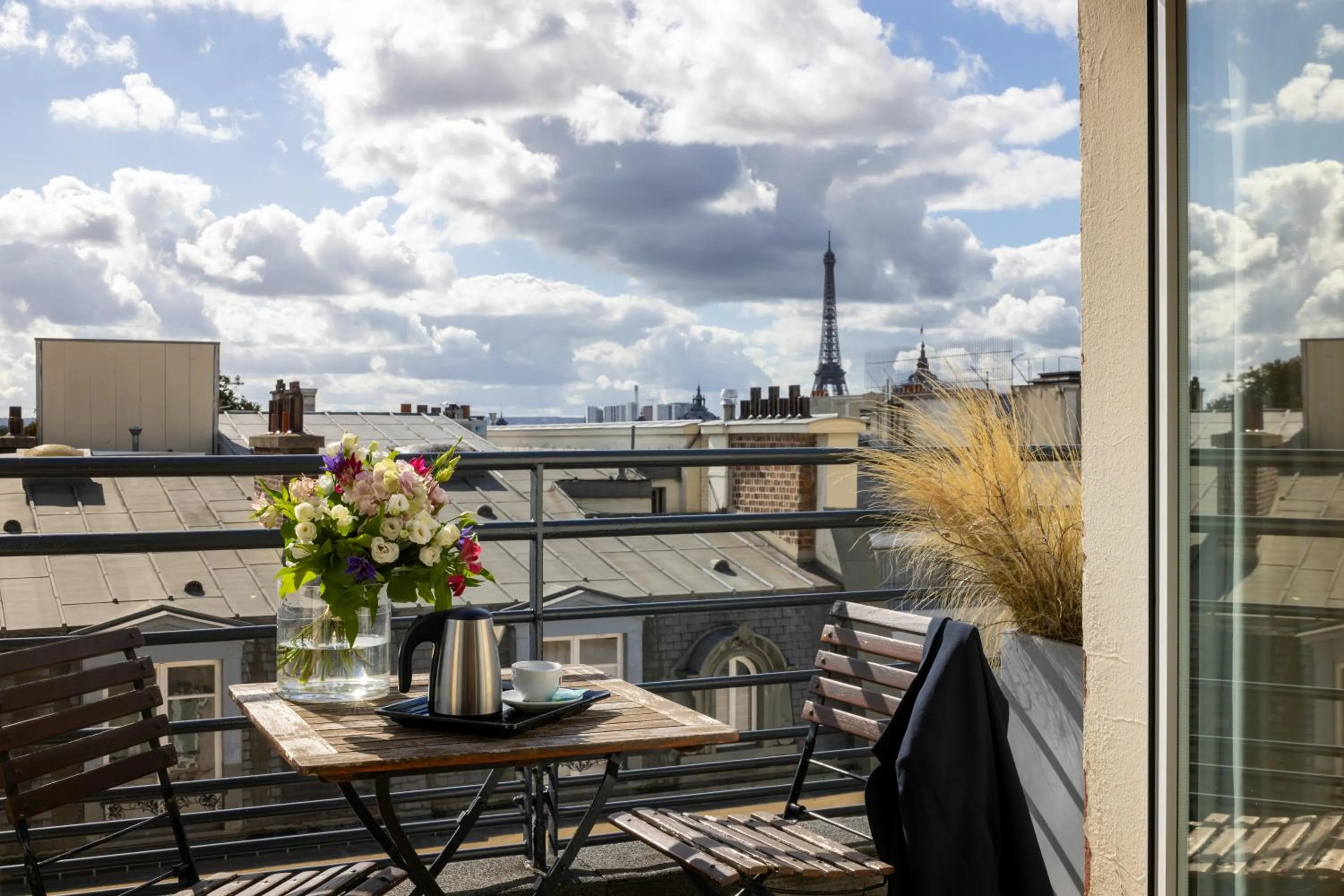 Balcony/Terrace in Hôtel De Castiglione