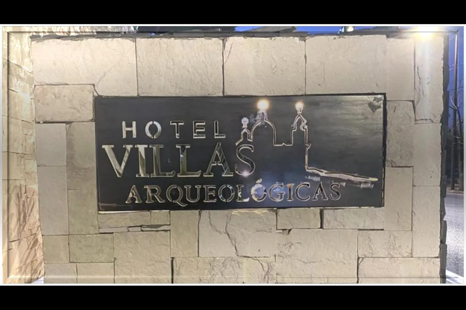 Logo/Certificate/Sign in Villas Arqueologicas Cholula
