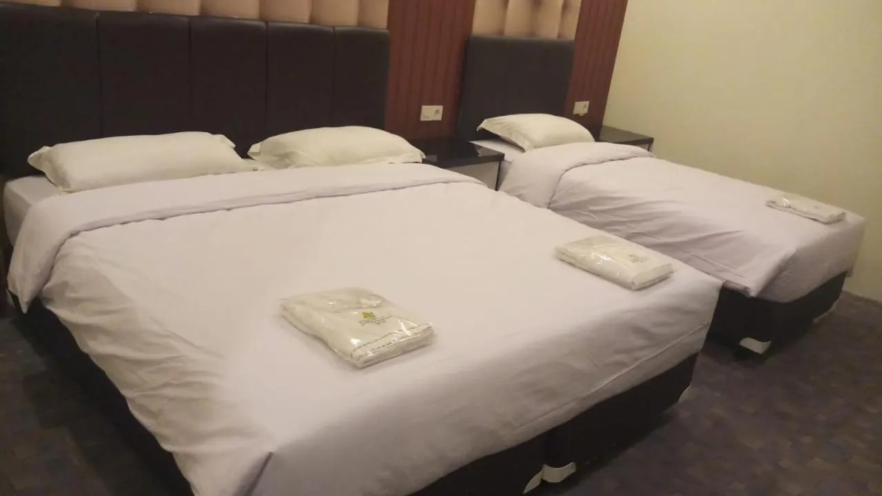 Bed in Puncak Budget Hotel