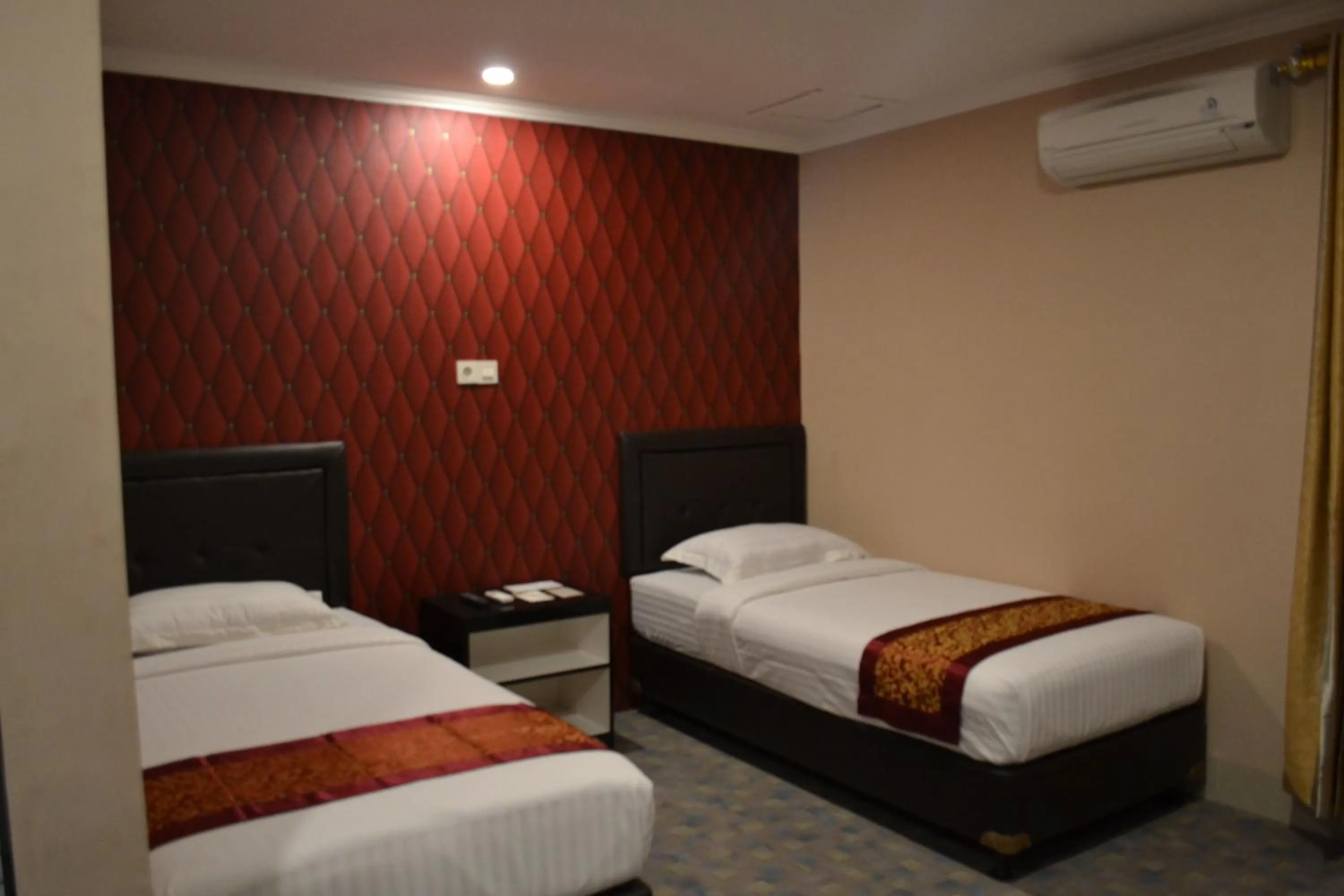 Bedroom, Bed in Puncak Budget Hotel