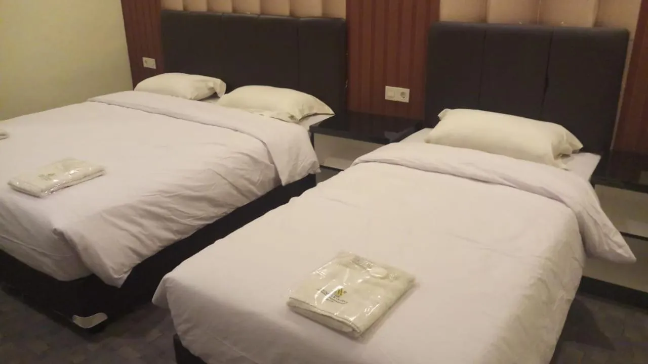 Bed in Puncak Budget Hotel