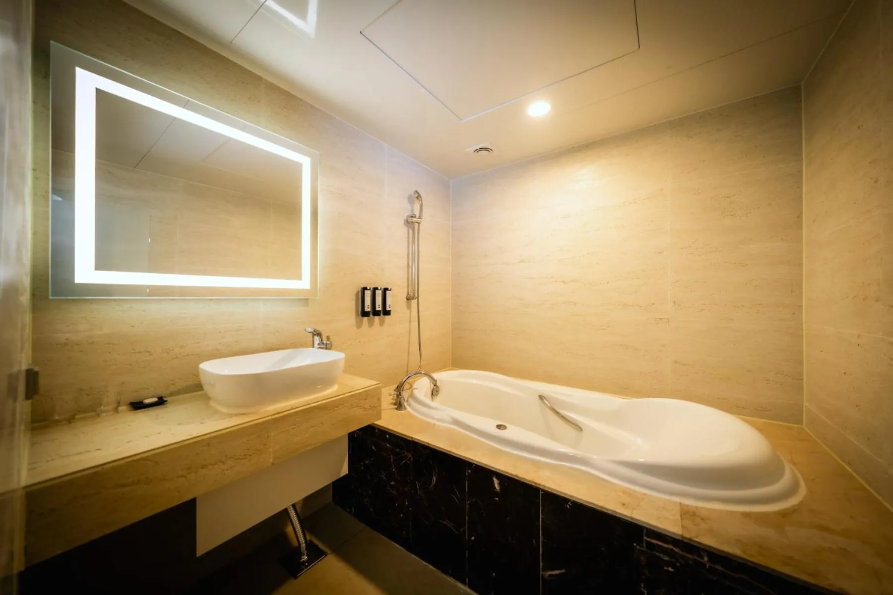 Bathroom in Arban City Hotel