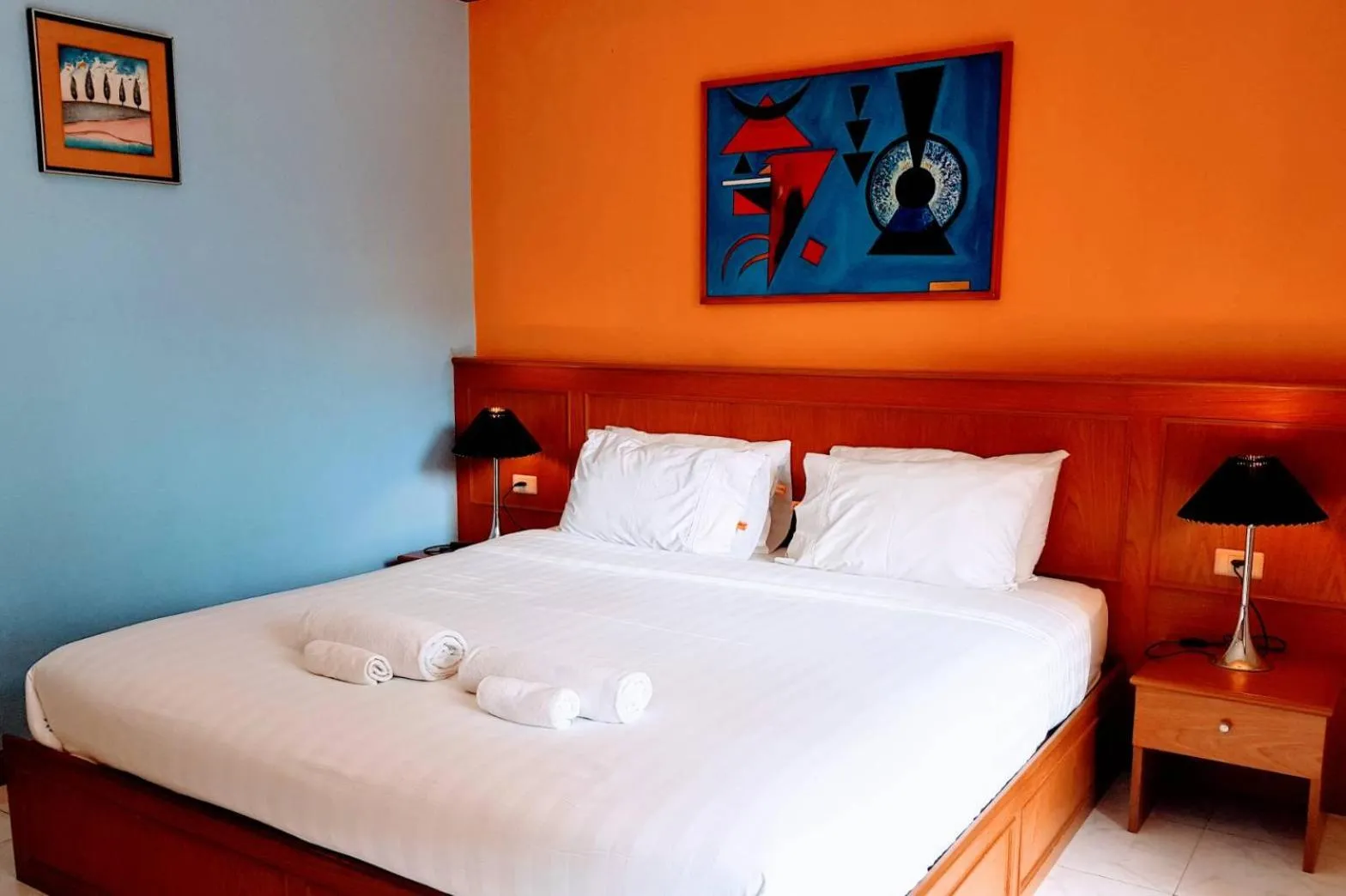 Bed in Baantonkhaokata Hotel