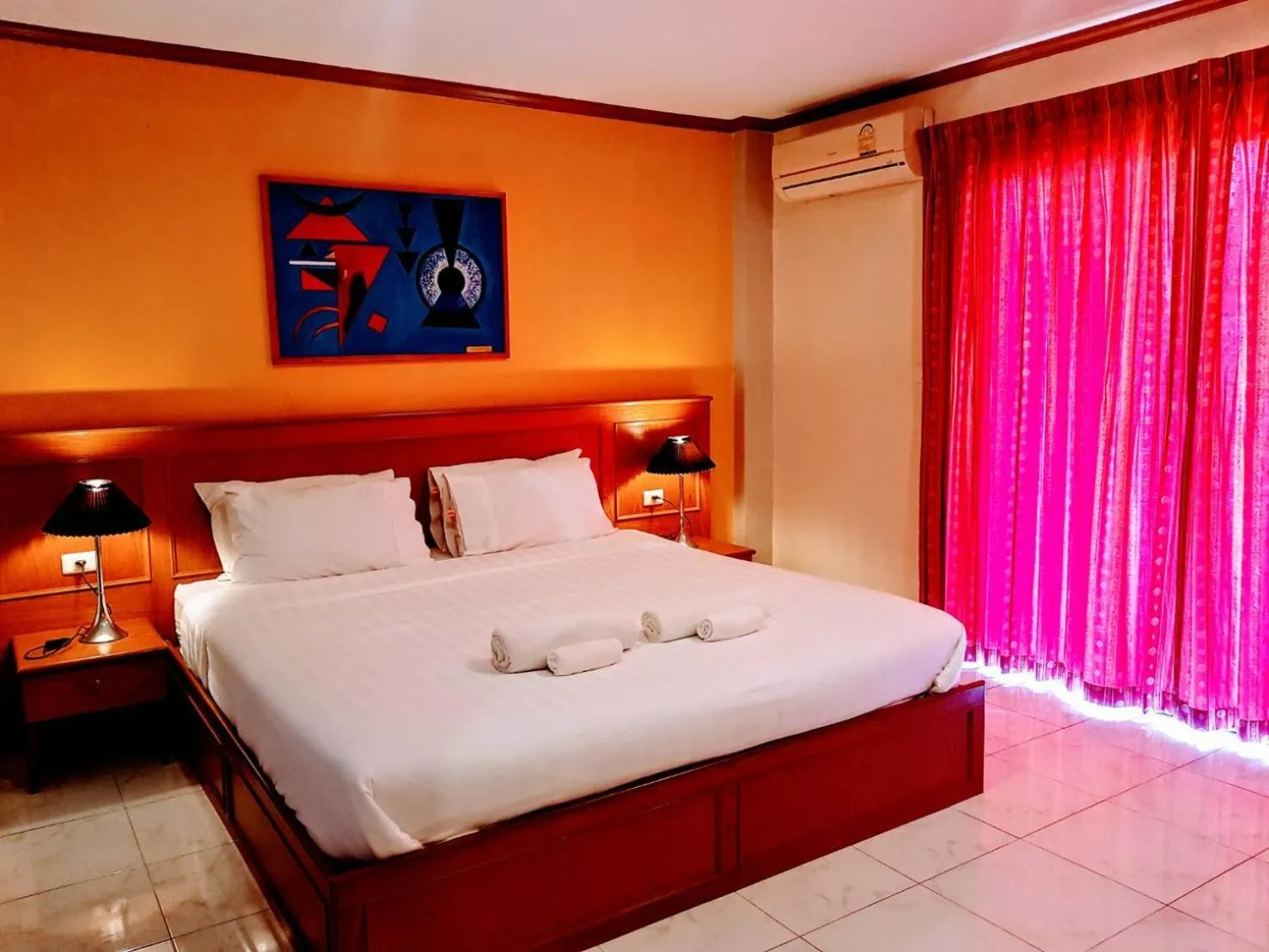 Bed in Baantonkhaokata Hotel