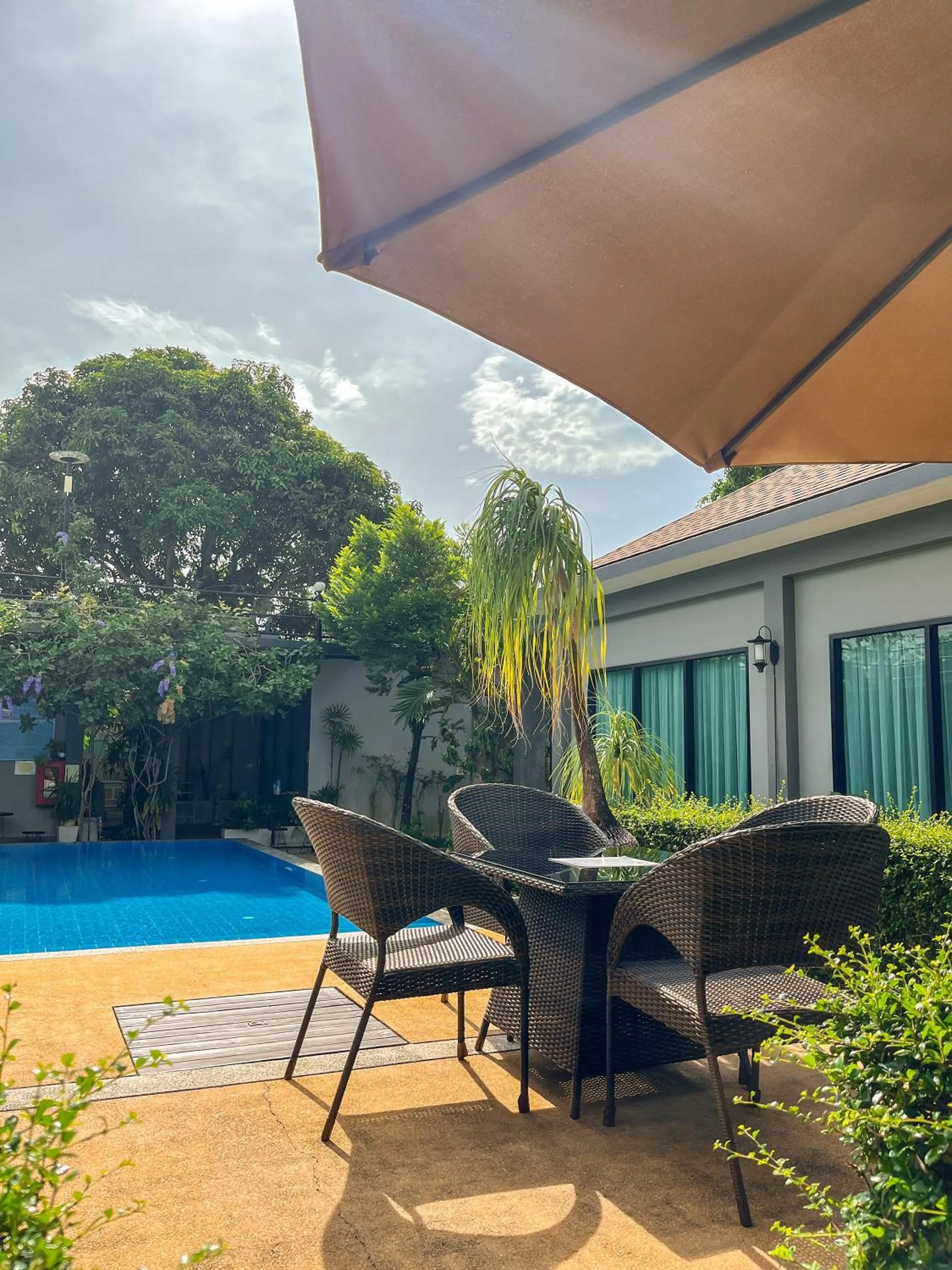 Swimming pool in BaanMee Phuket near Chalong Pier