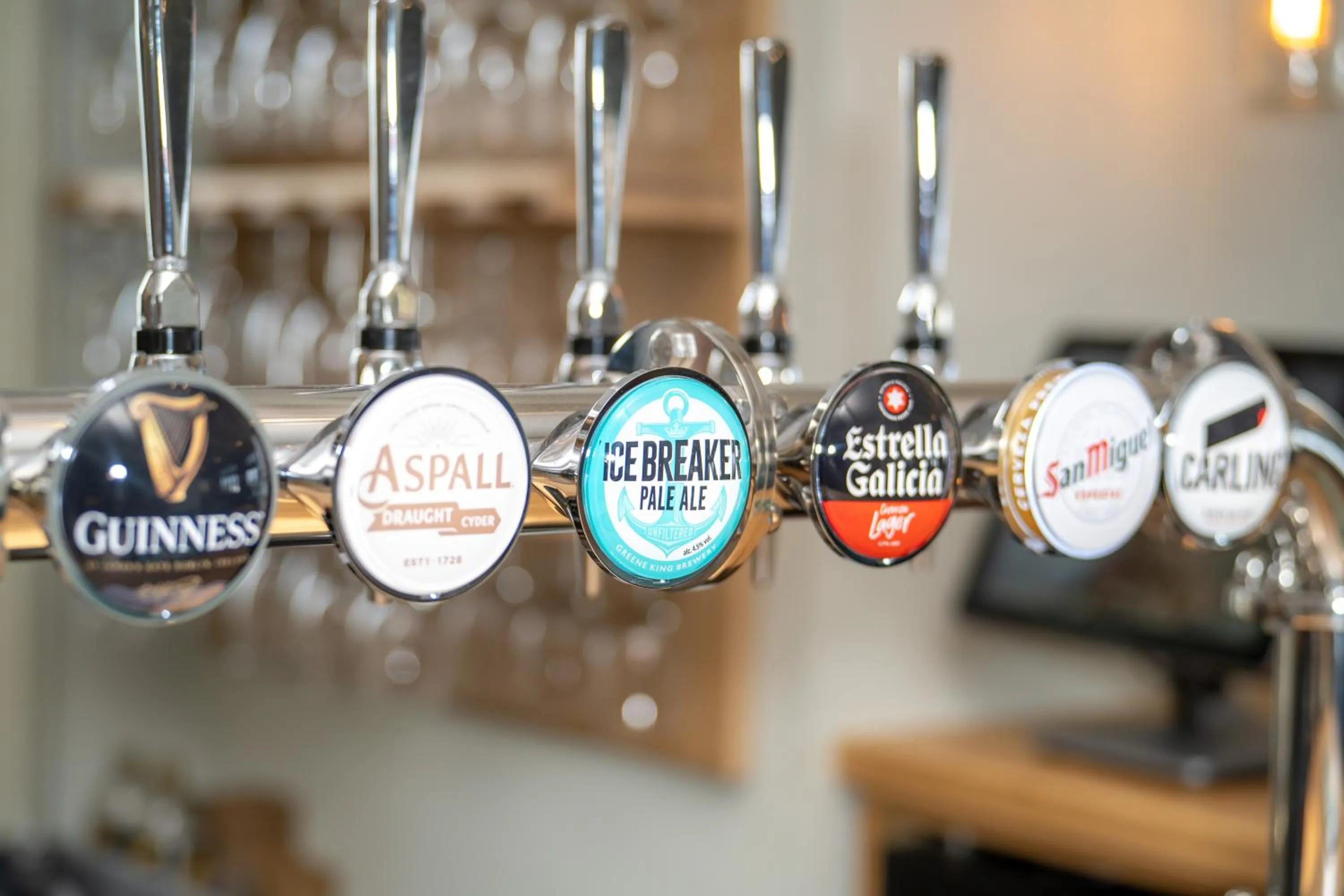 Lounge or bar in The Golden Lion Hotel