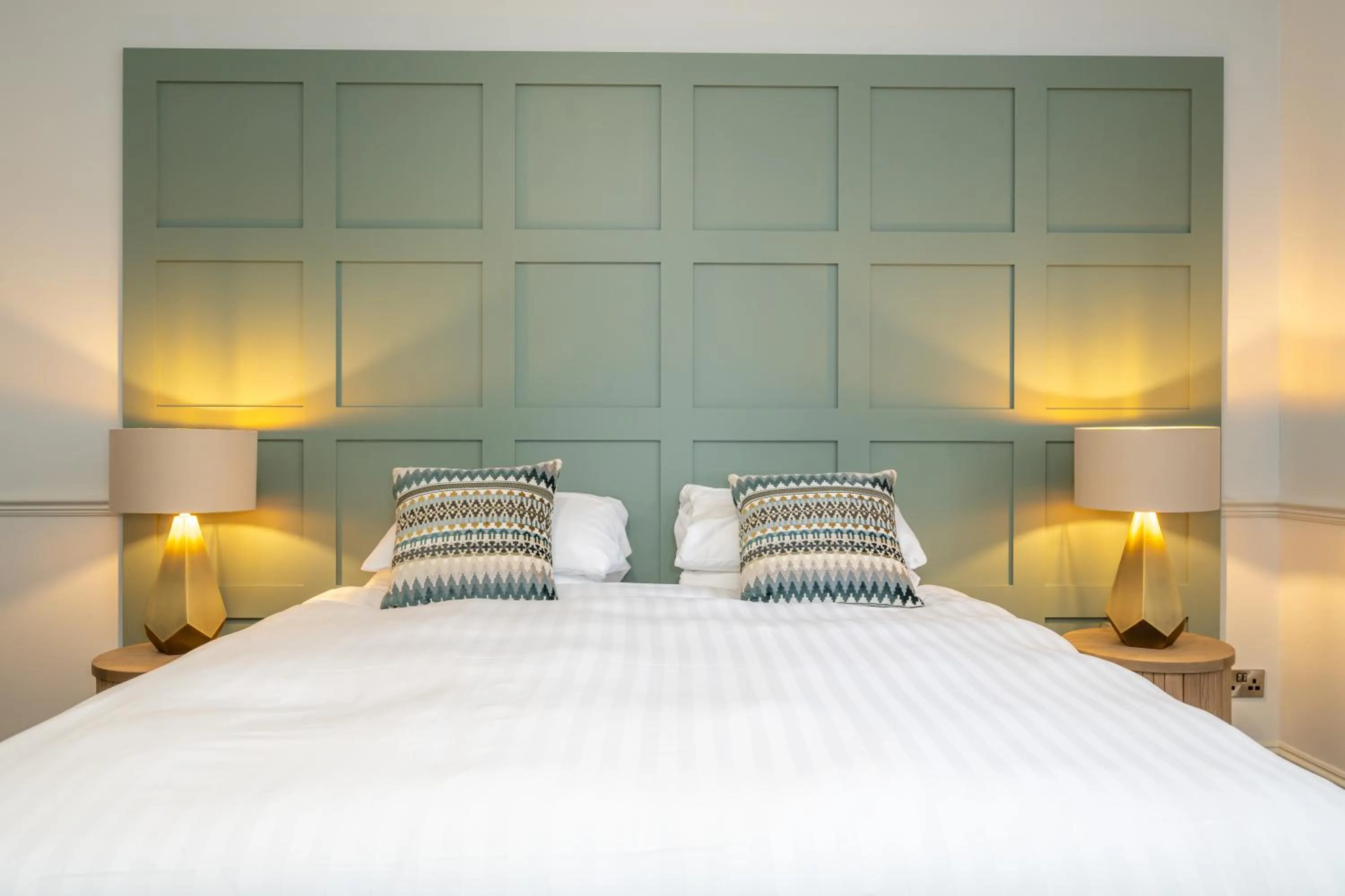 Bed in The Golden Lion Hotel