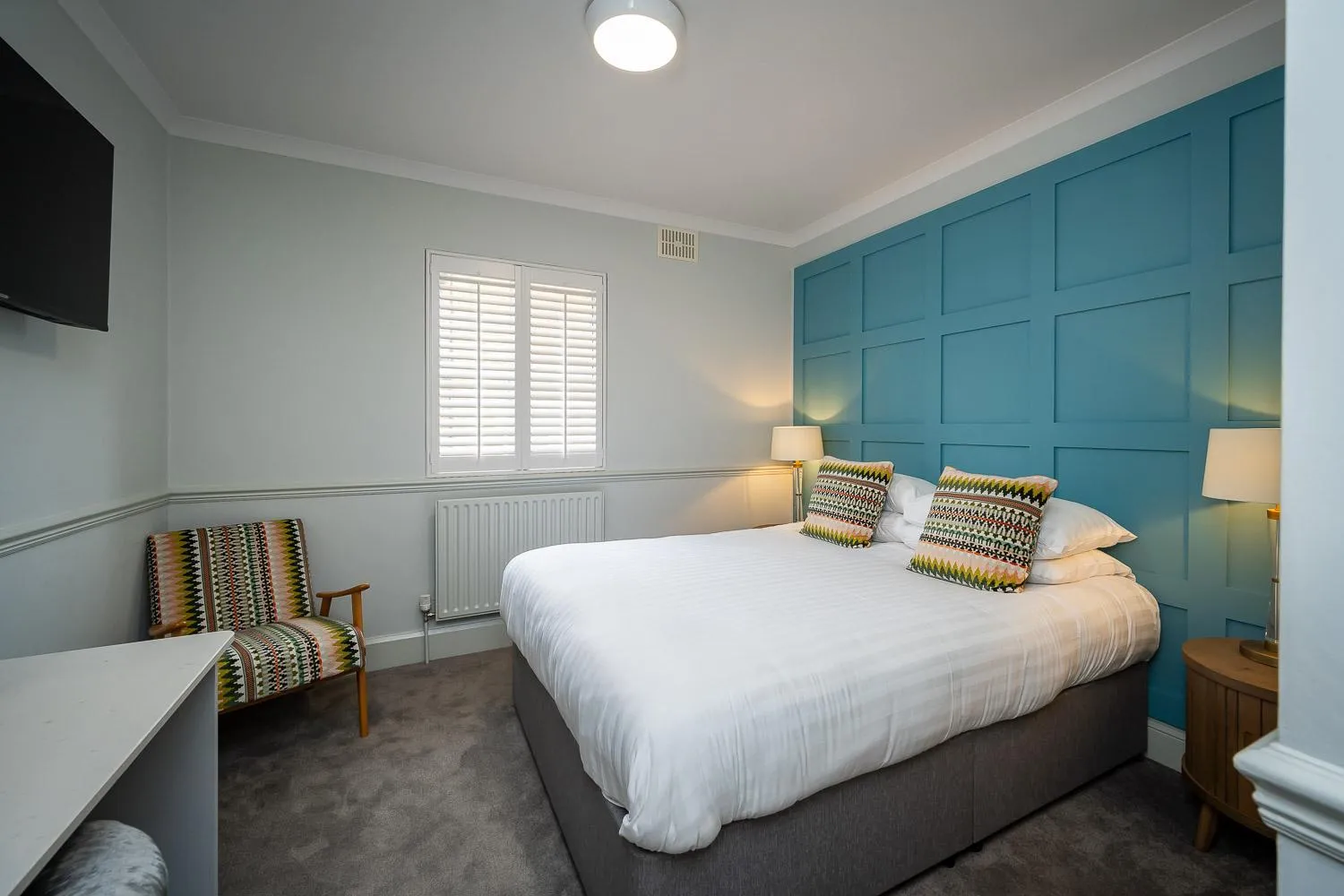 Bed in The Golden Lion Hotel