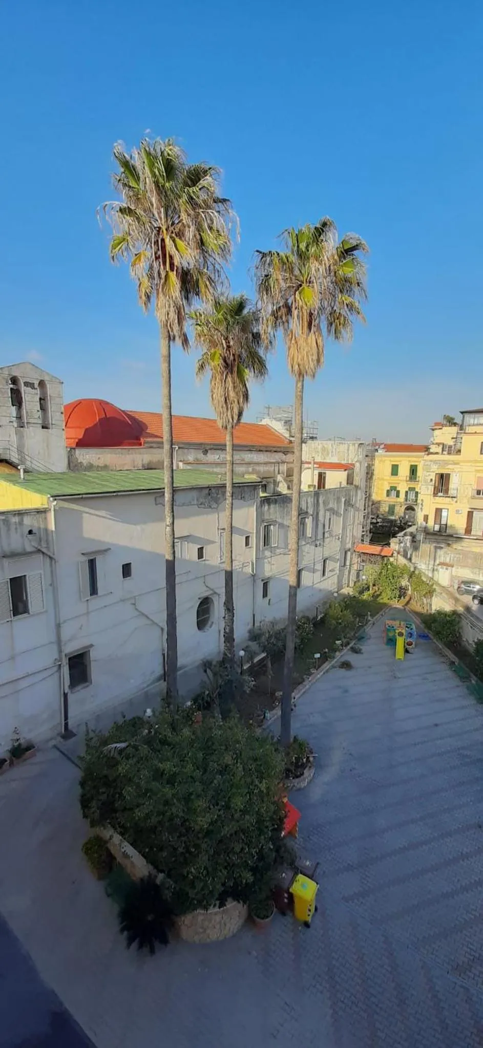 Property building in Villa Pacis