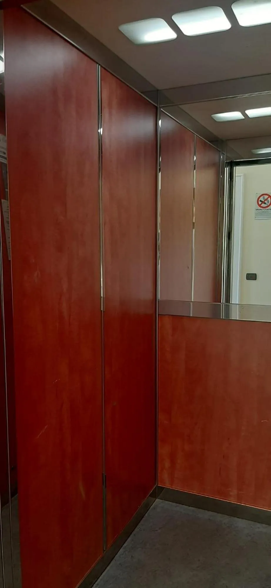 elevator in Villa Pacis