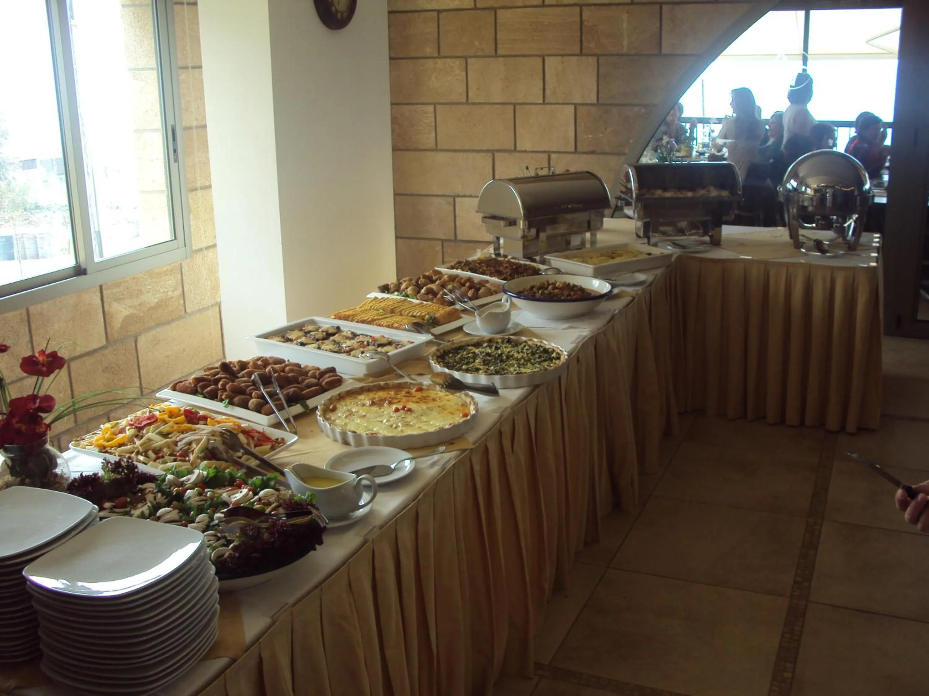 Food and drinks in Victory Byblos Hotel & Spa