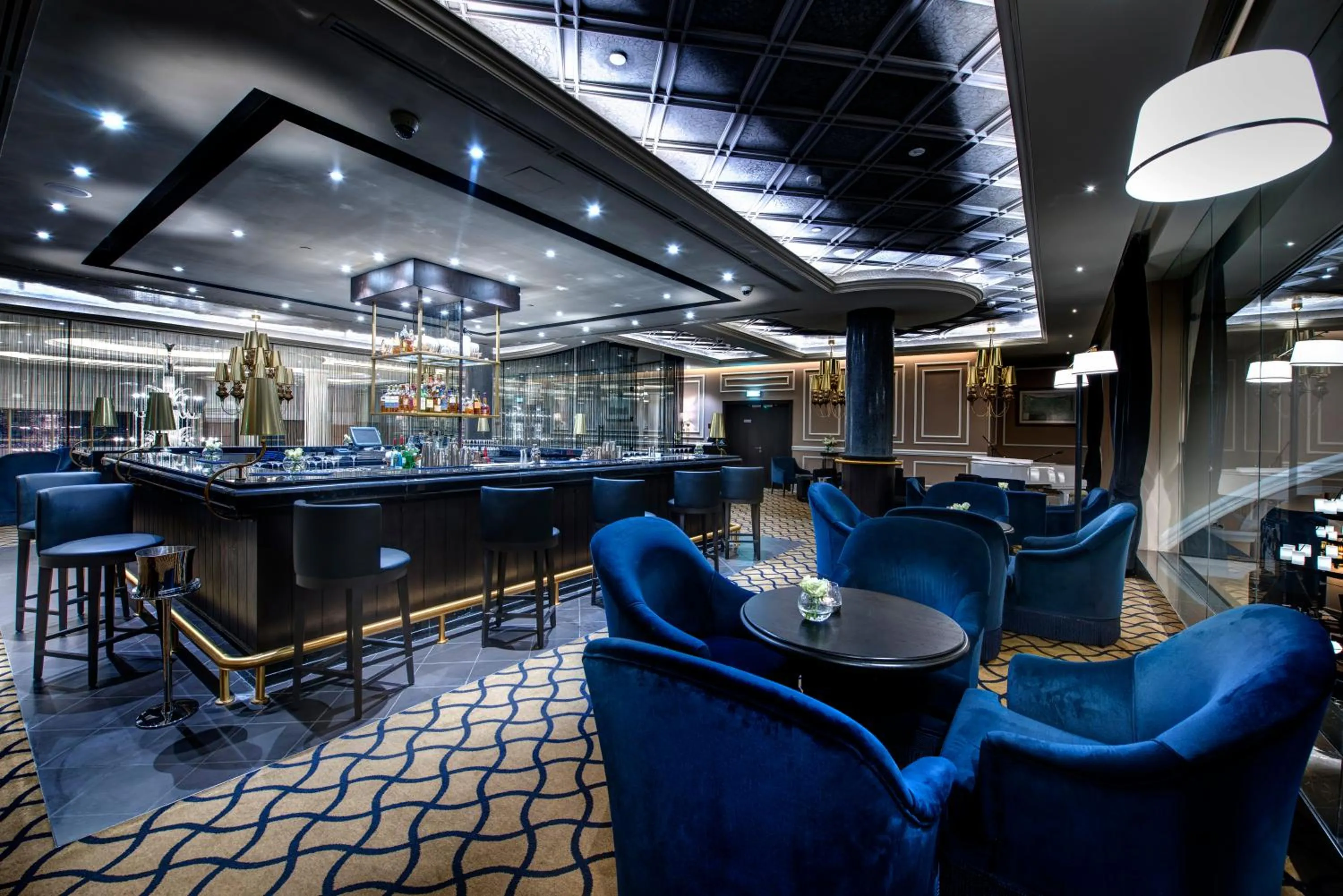 Lounge or bar in Dukes The Palm Dubai Hotel