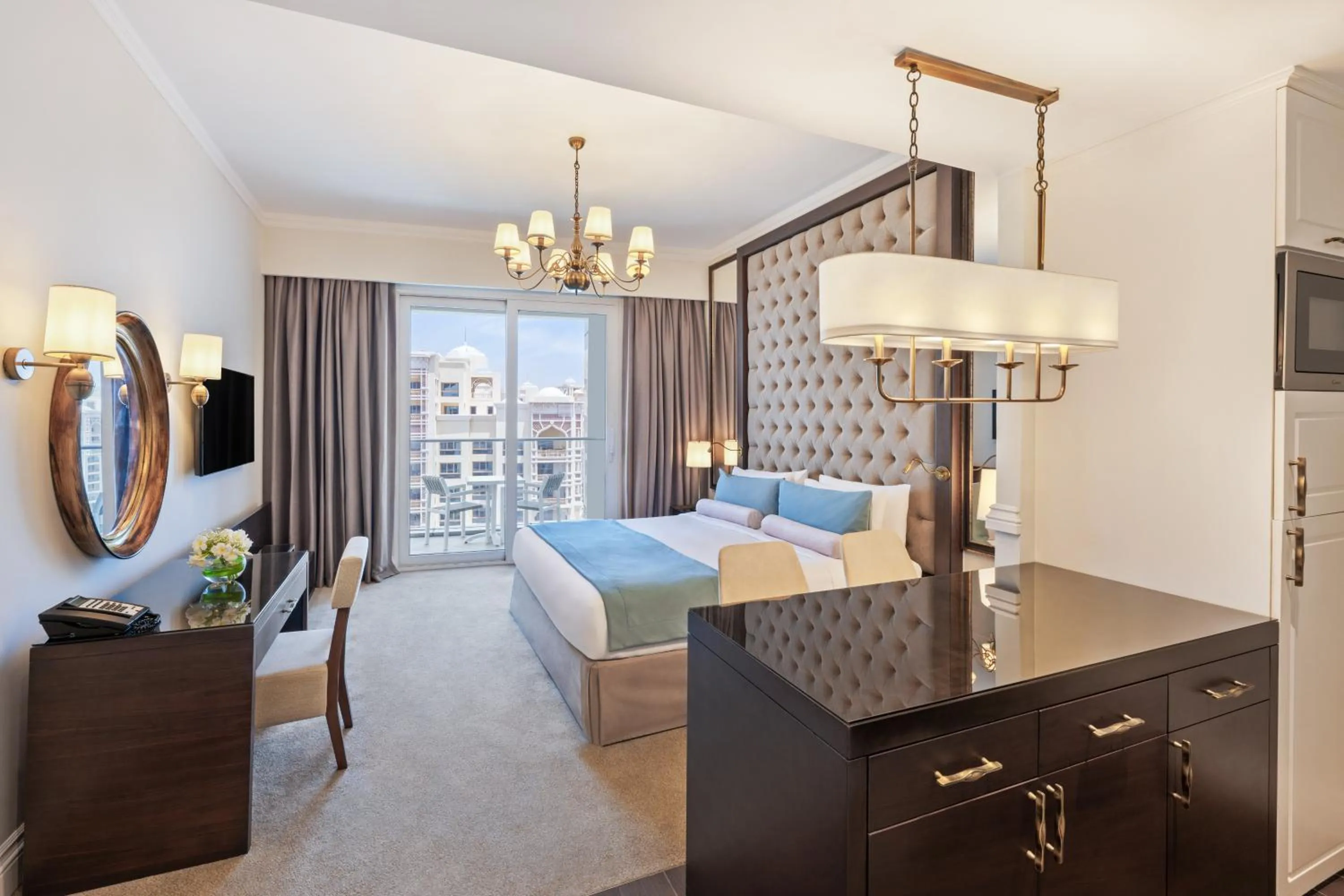 Bedroom, Bed in Dukes The Palm Dubai Hotel