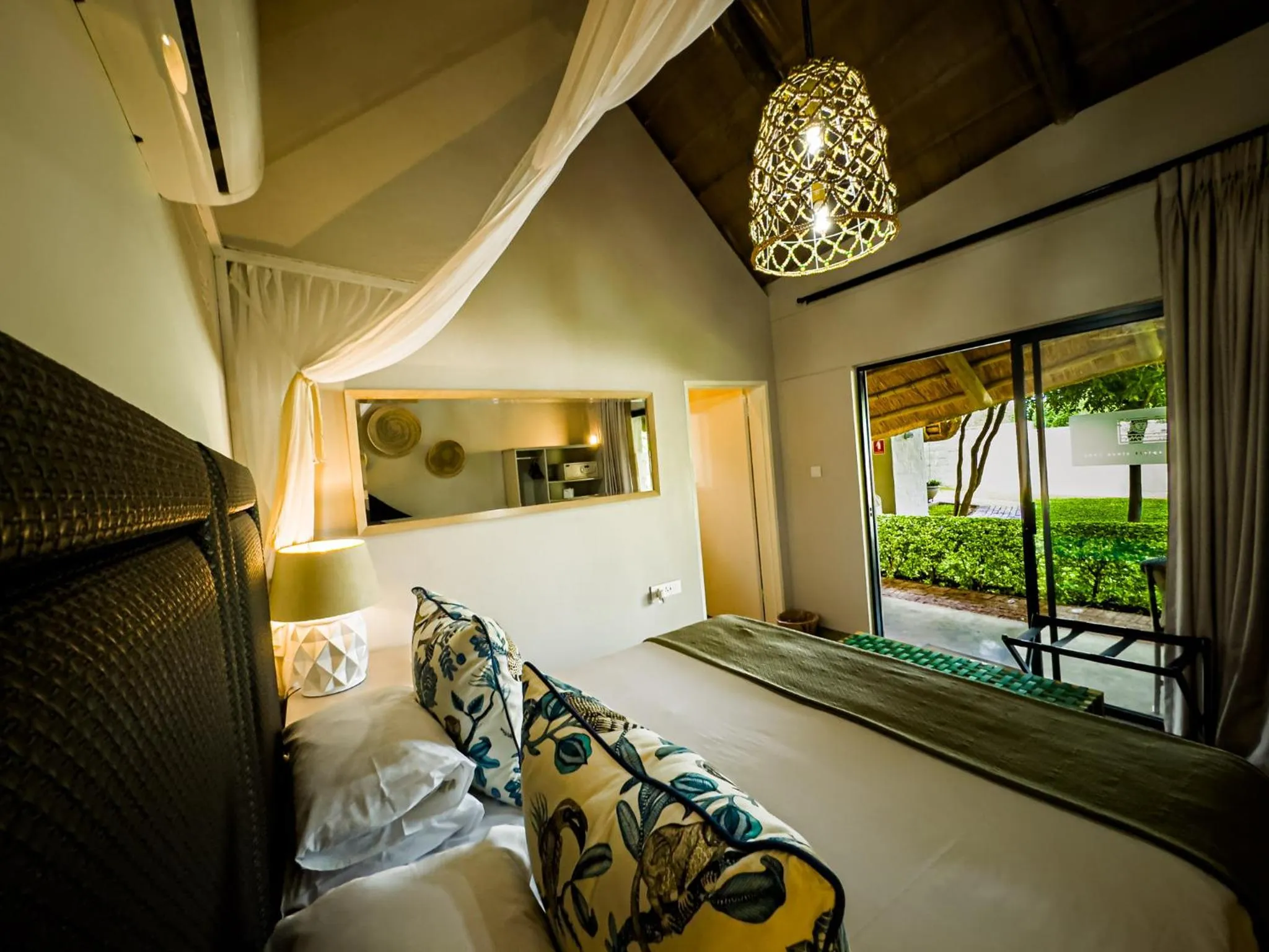 Property building, Bed in Shearwater's Explorers Village