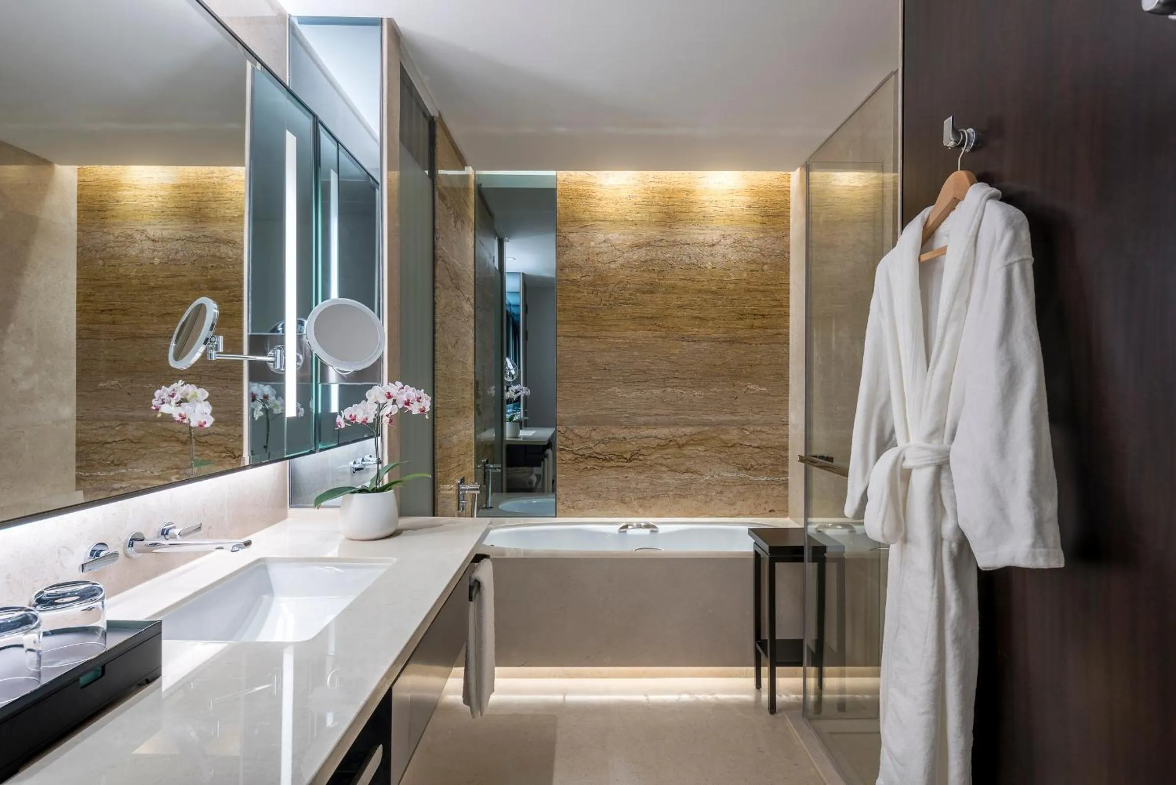 Hyatt Regency Shanghai Global Harbor