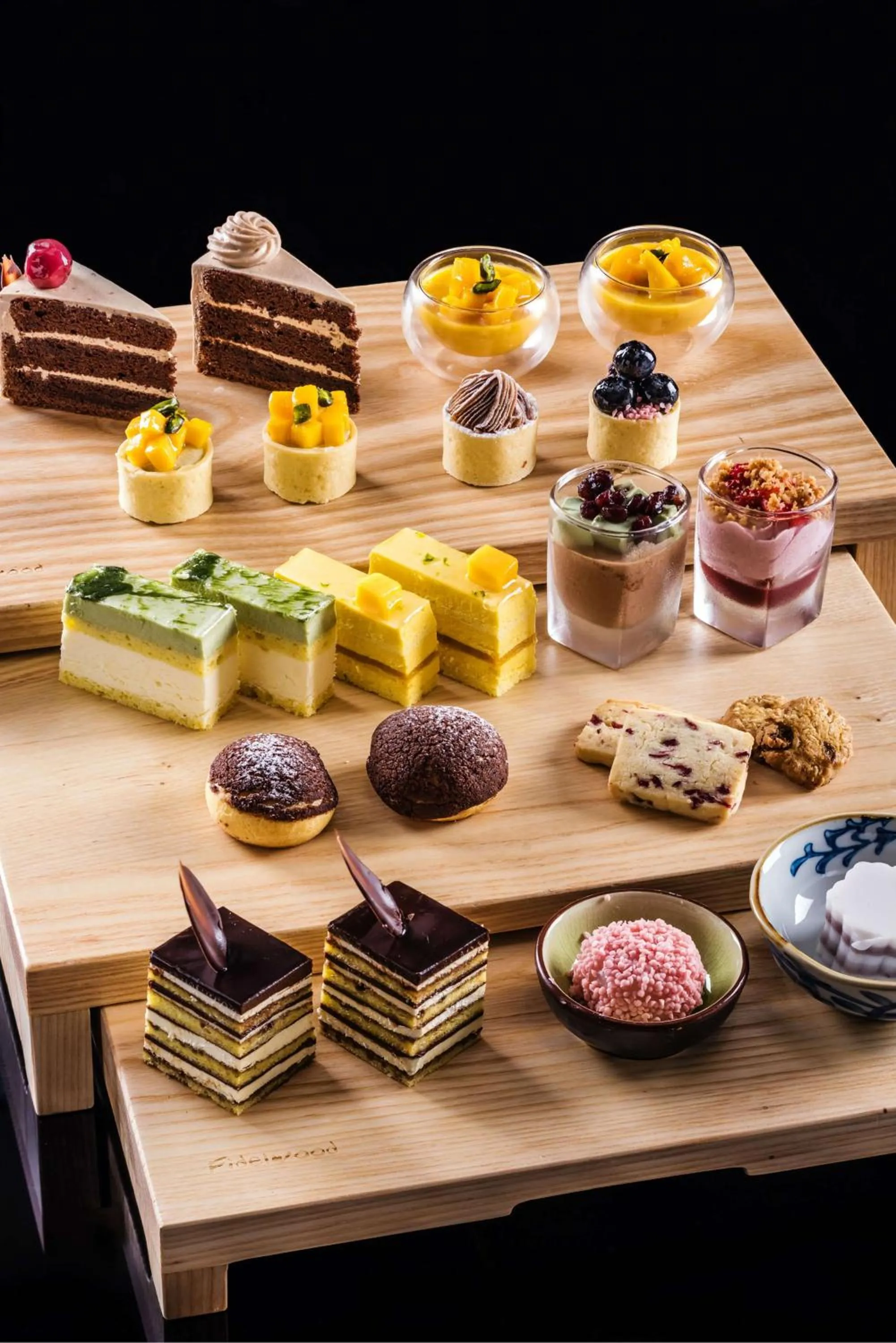 Restaurant/places to eat in Hyatt Regency Shanghai Global Harbor