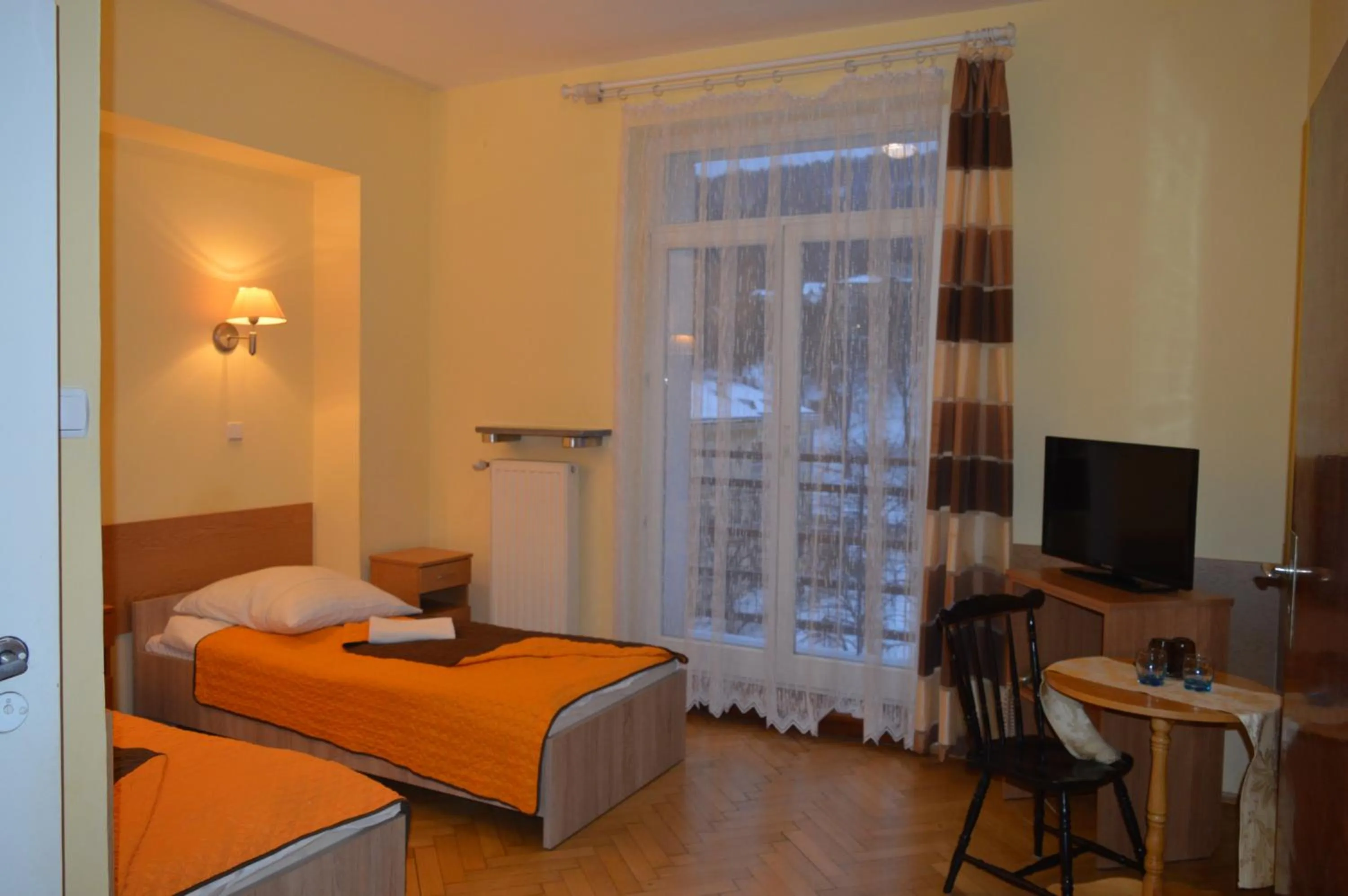 Photo of the whole room, Bed in Nowy Dom Zdrojowy