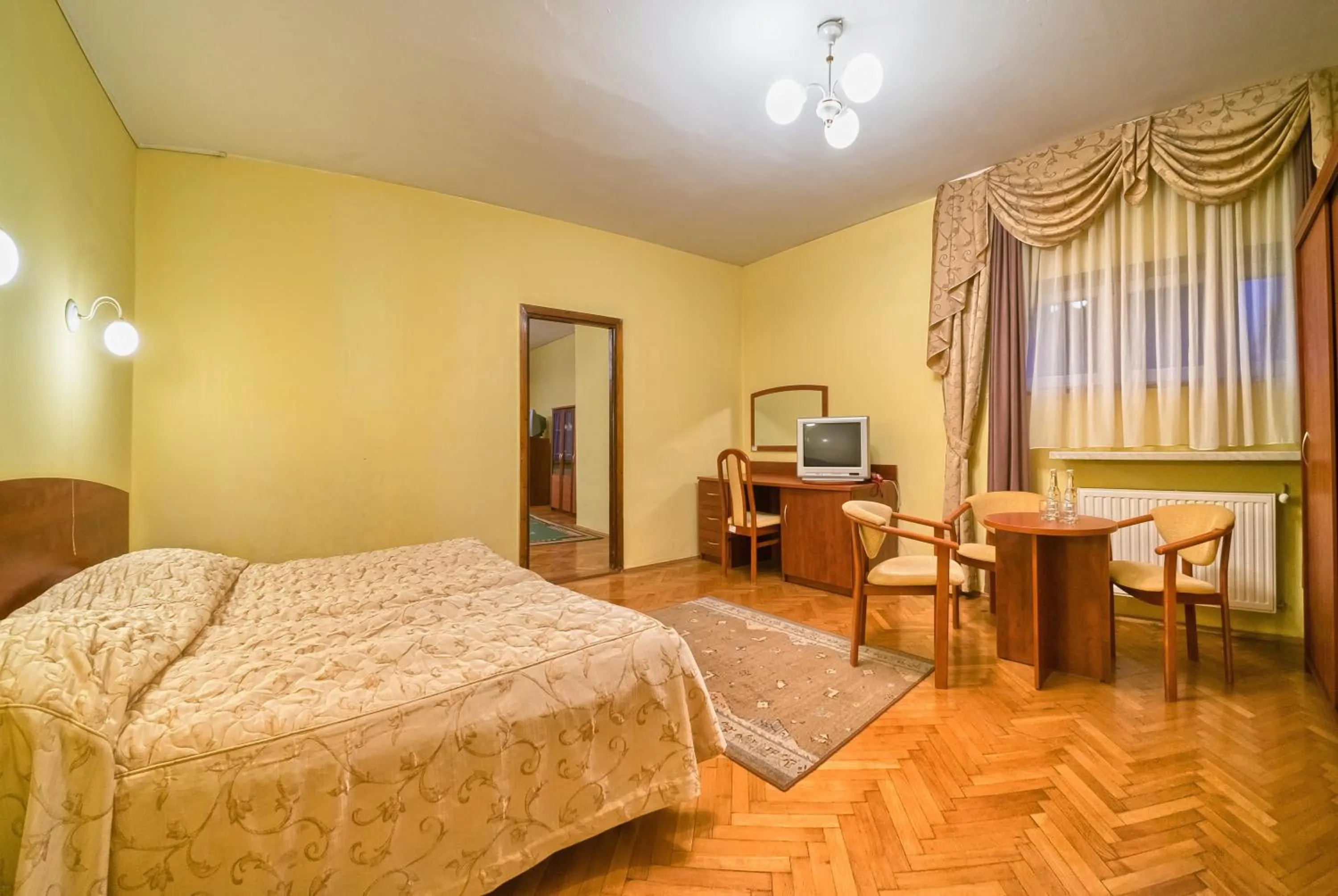 Photo of the whole room, Bed in Nowy Dom Zdrojowy