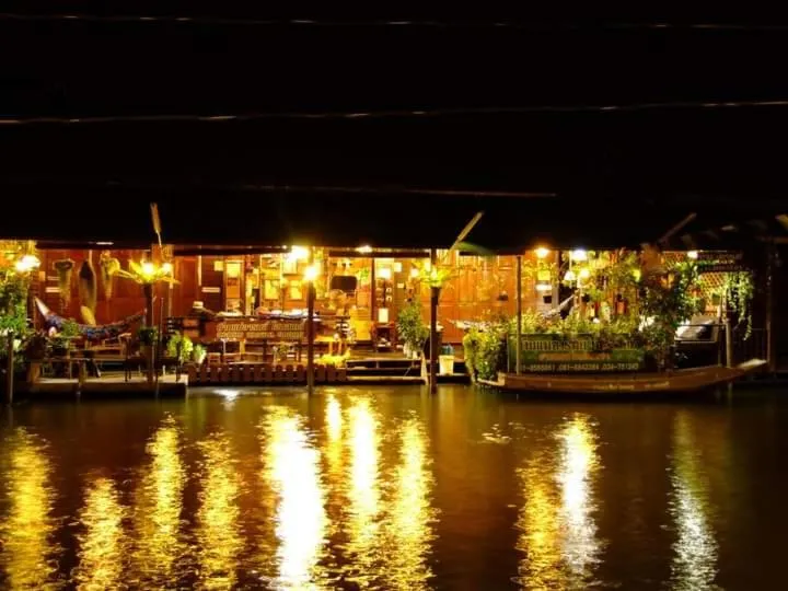 Night in Ban Mae Arom