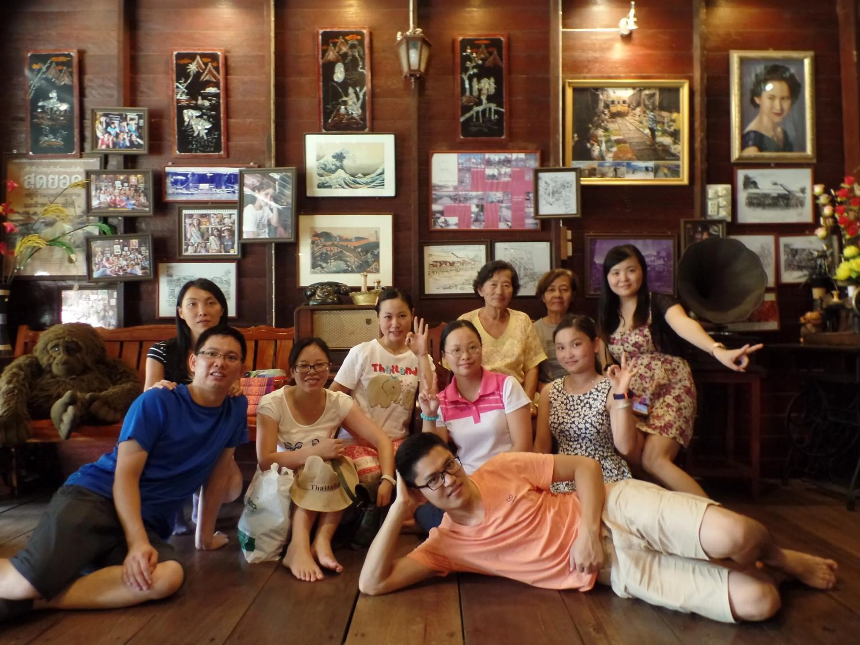 Communal lounge/ TV room in Ban Mae Arom