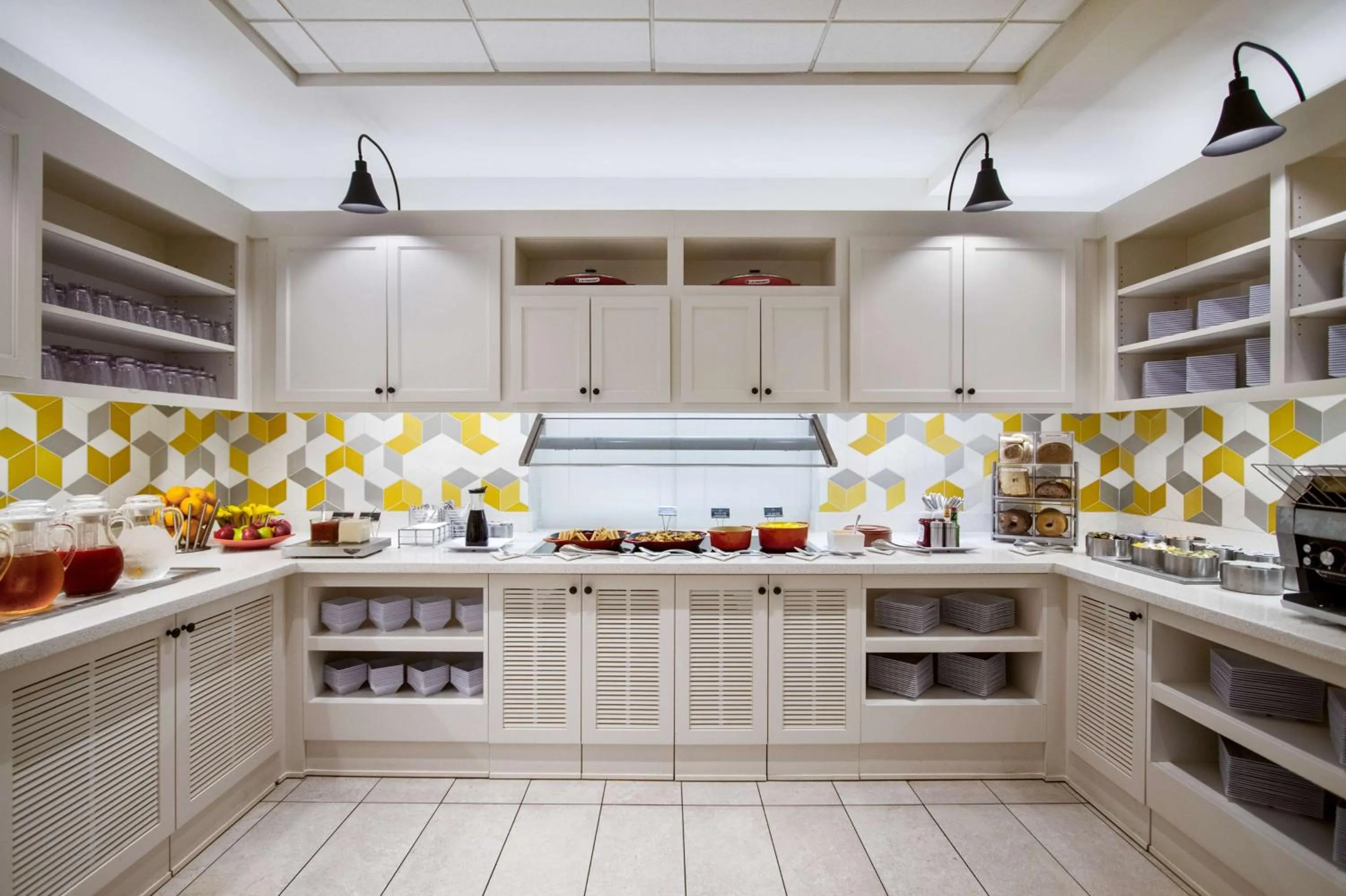 Restaurant/places to eat in Hyatt Place Blacksburg/University