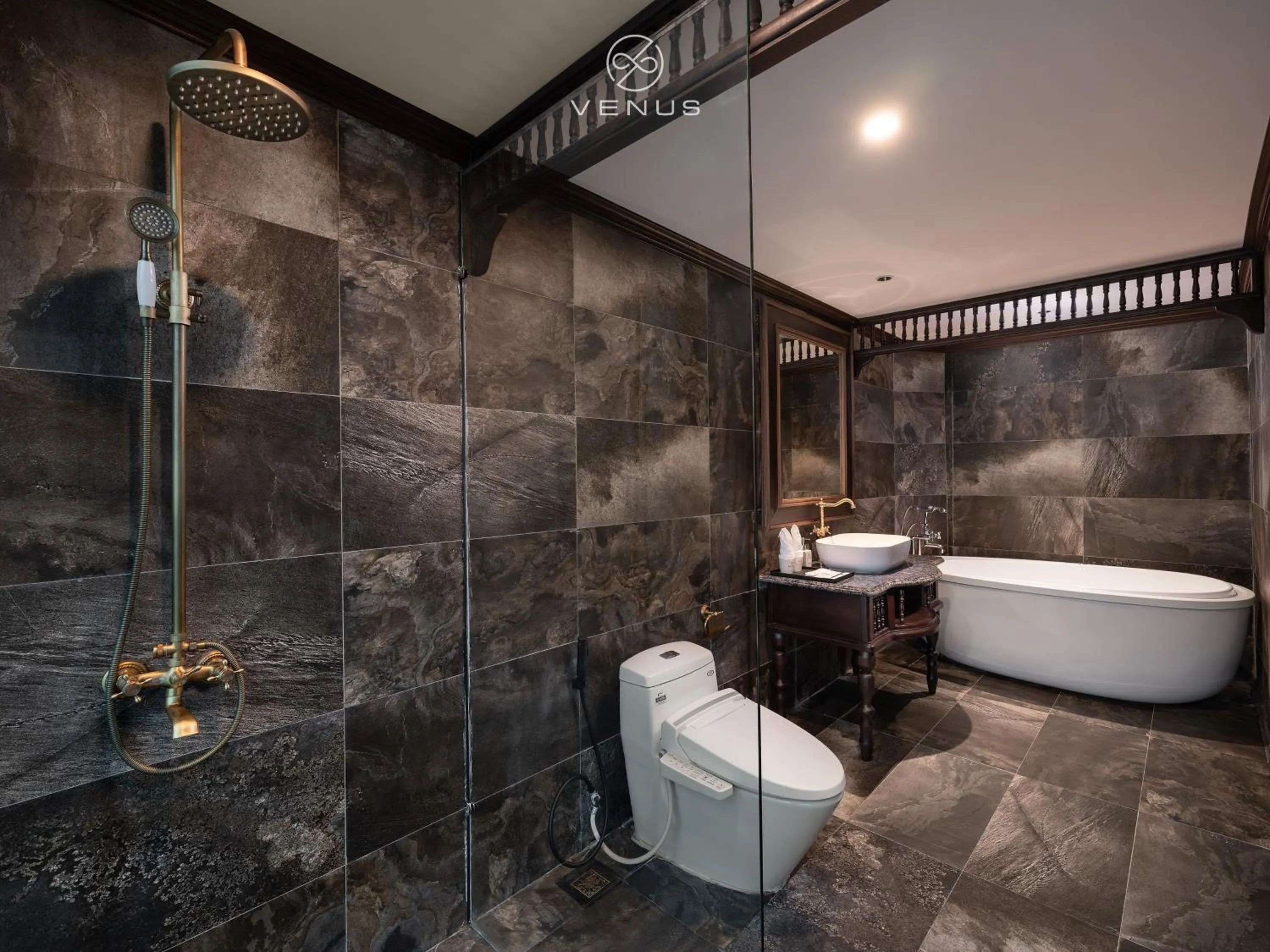 Shower in Era Cruise Halong Bay by Venus Group