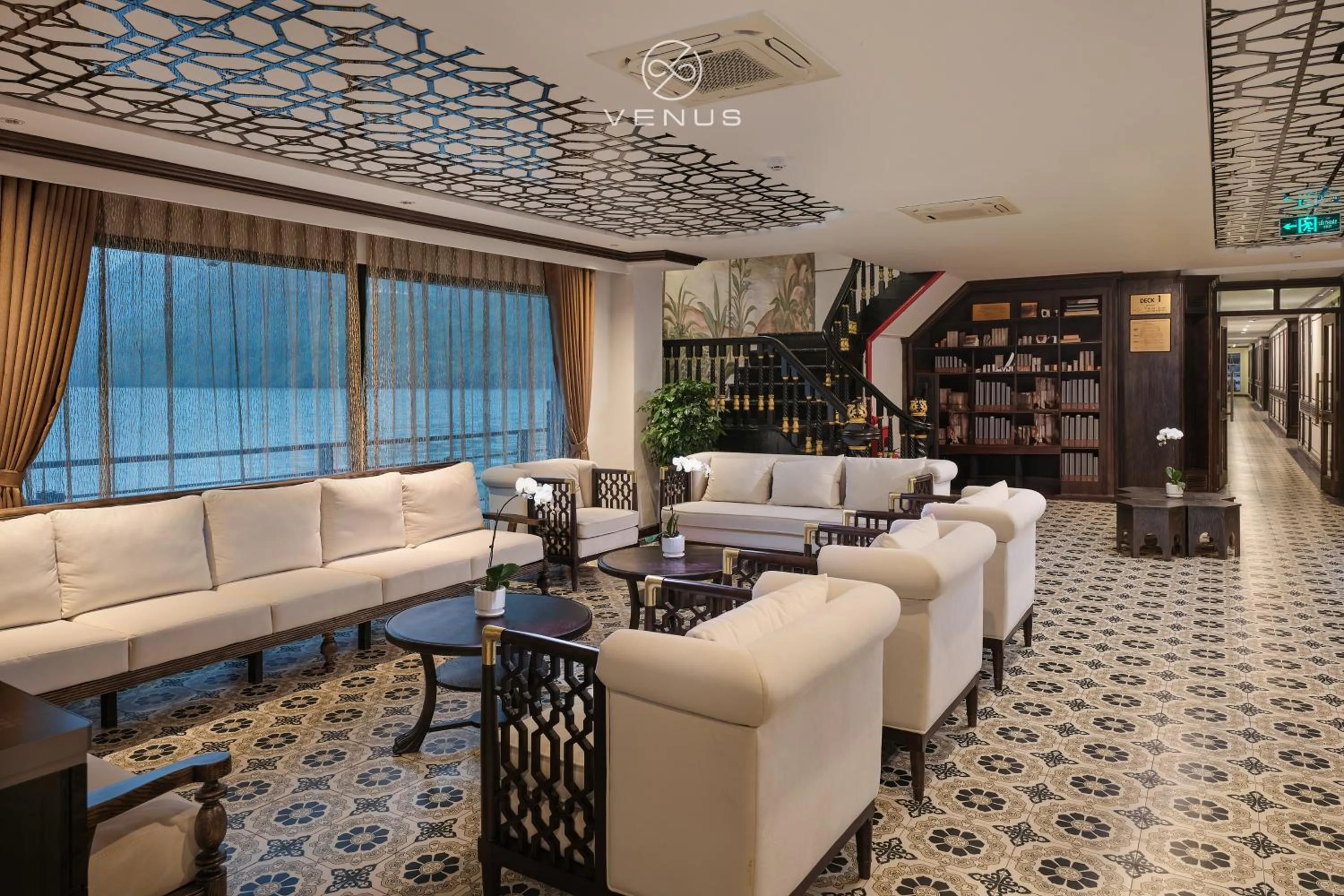 Living room in Era Cruise Halong Bay by Venus Group