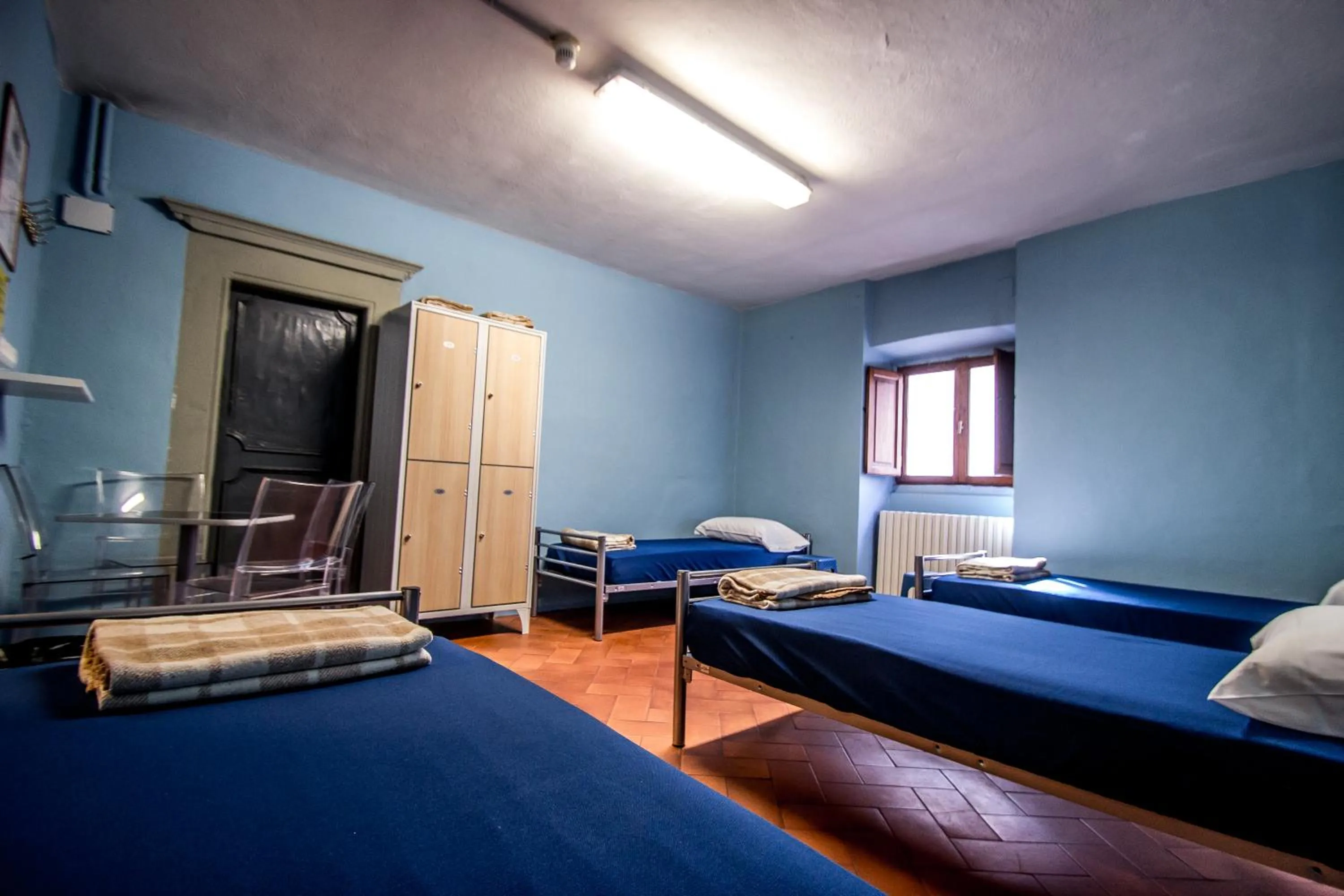 Photo of the whole room, Bed in Hostel Santa Monaca