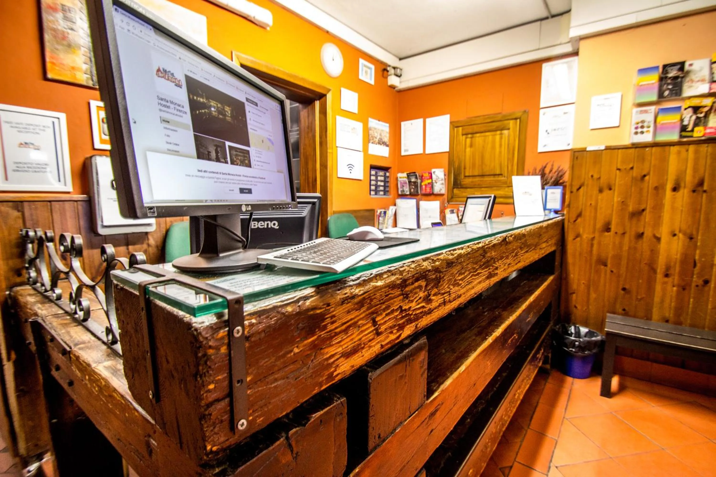 Lobby or reception in Hostel Santa Monaca