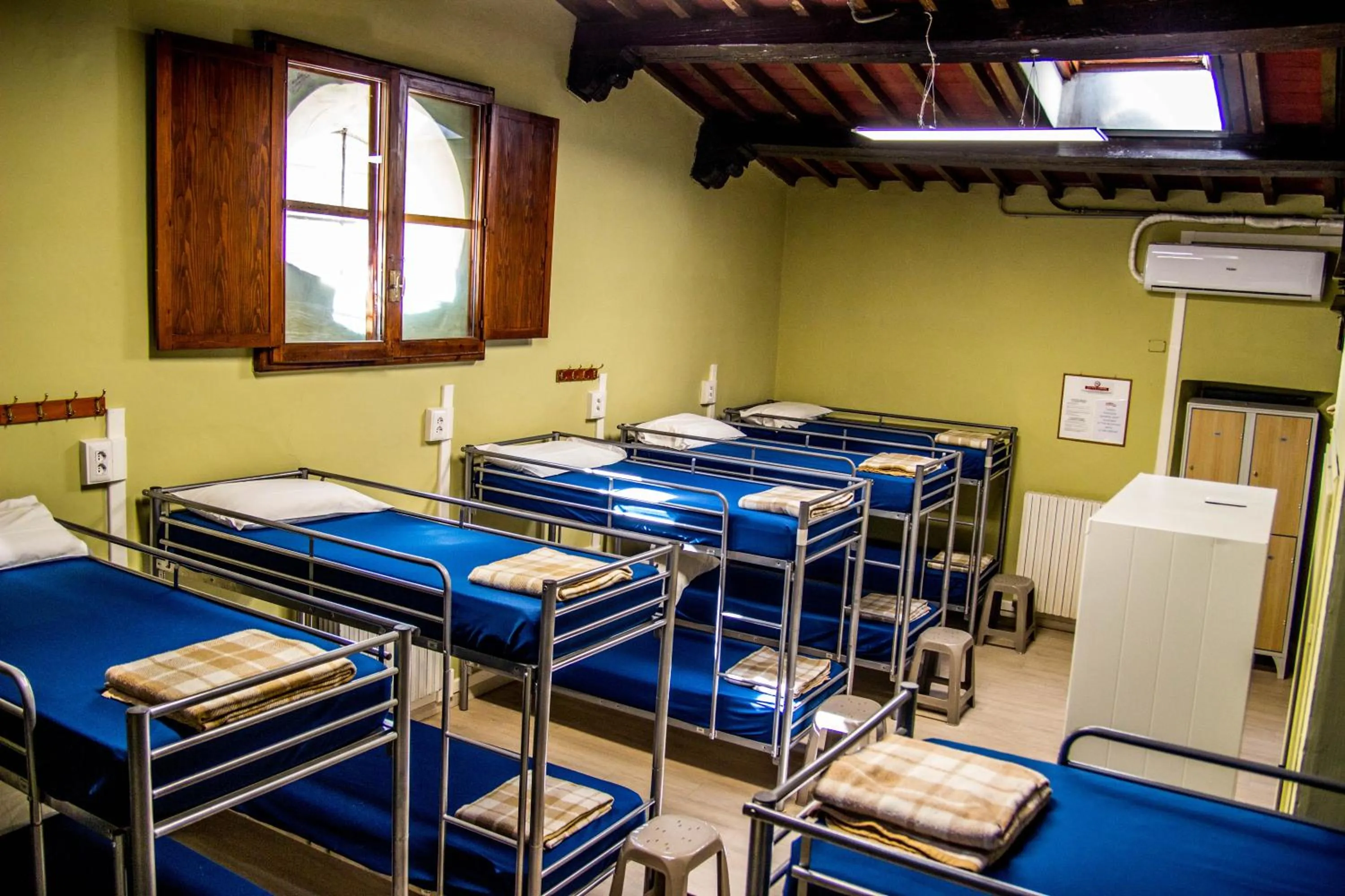 Spring in Hostel Santa Monaca