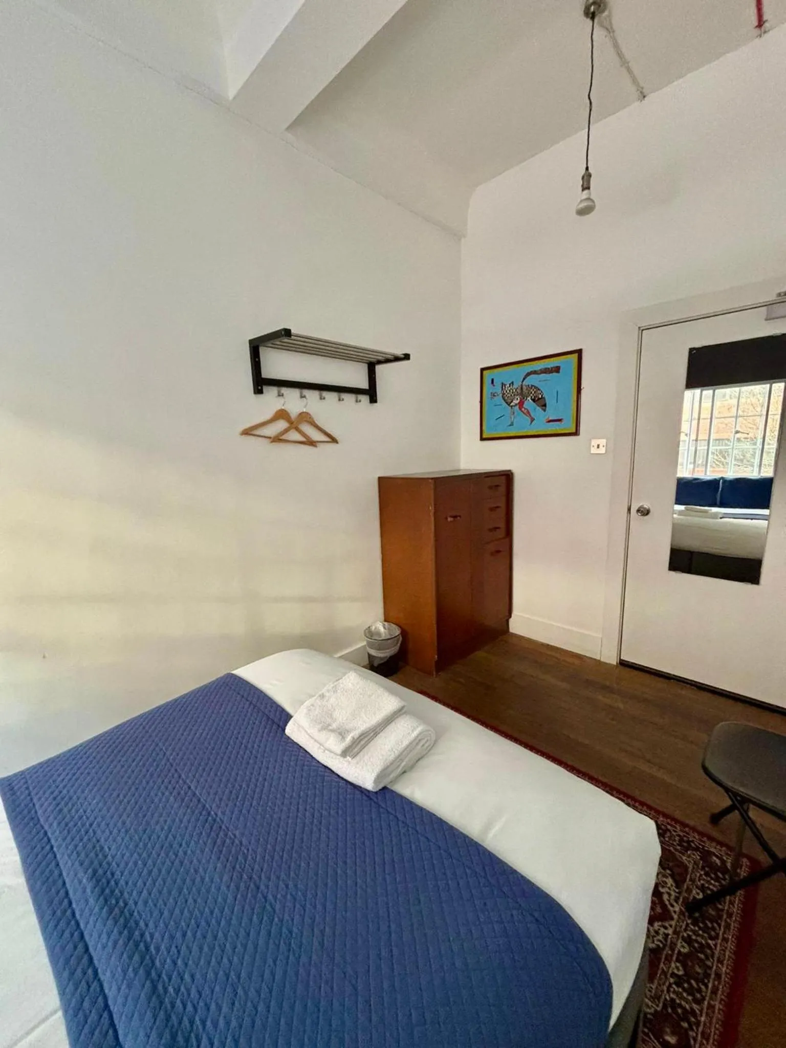 Bedroom, Bed in Green Rooms