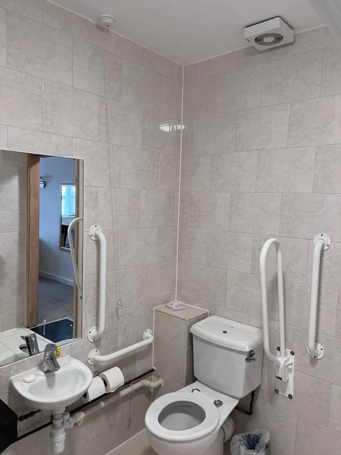 Bathroom in The Wiltshire Hotel, Golf and Leisure Resort